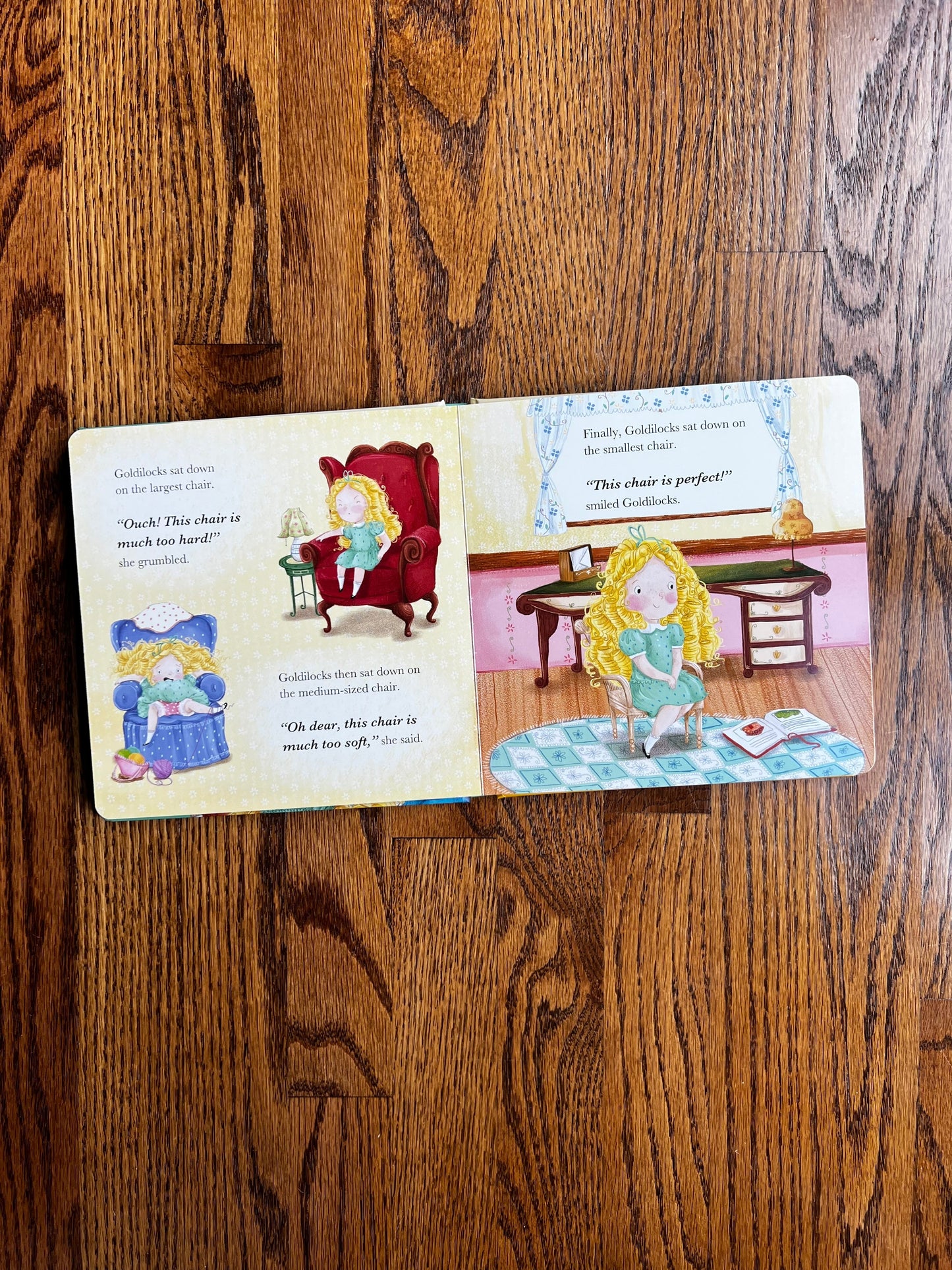 Seller #115 - Goldilocks & The Three Bears Augmented Reality Board Book, EUC