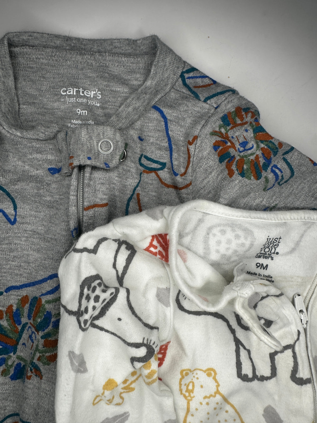 Seller #40 Carter's footie sleeper size 9 month