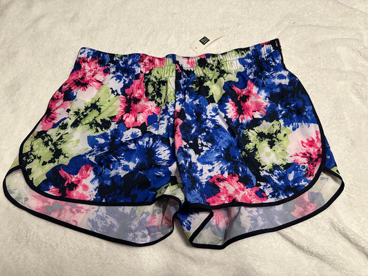 Women’s NWT Gap Fit size large athletic shorts