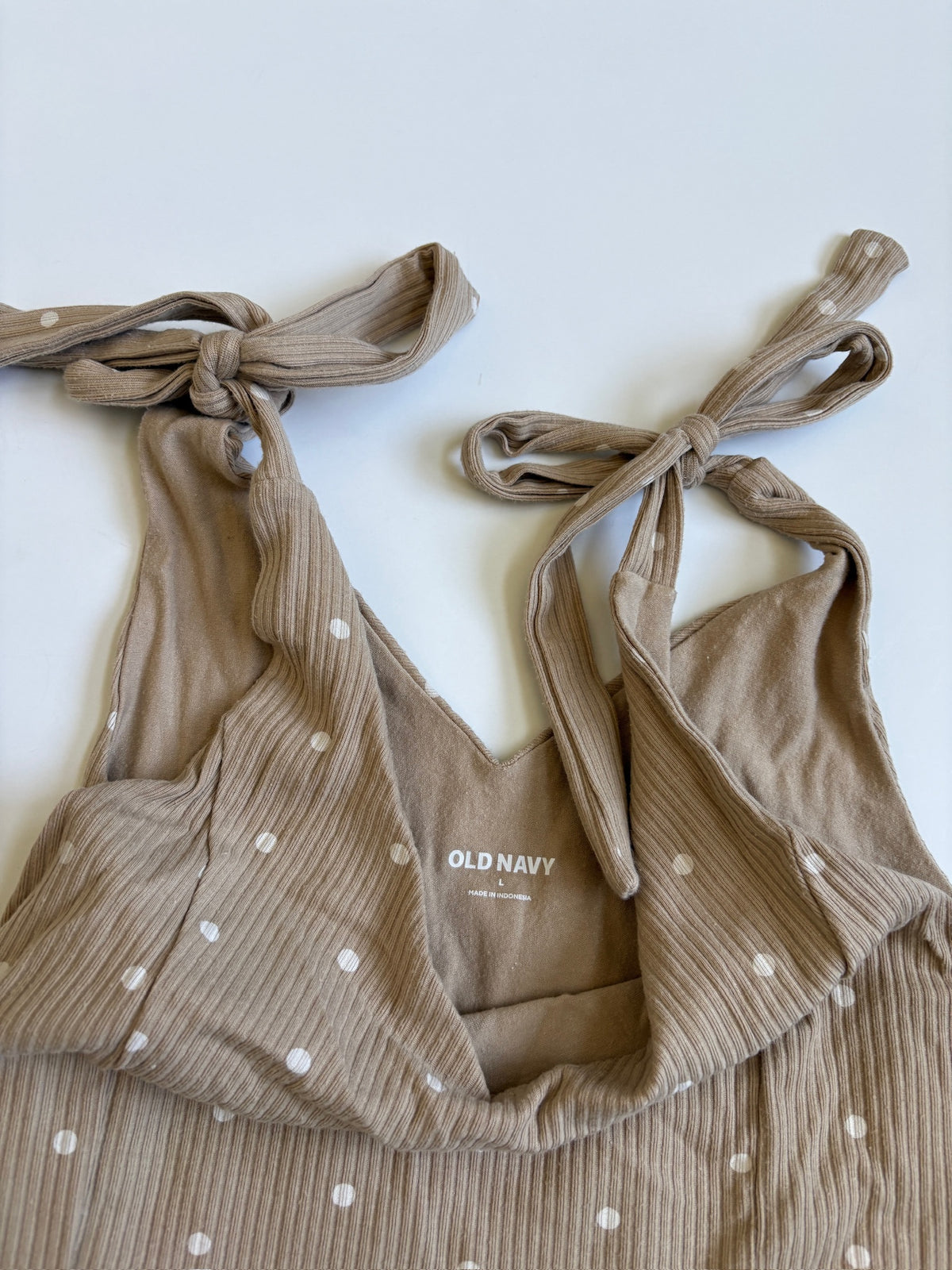 Seller #105 - Women's Large Tan Polka Dot Old Navy Tie Bodysuit GUC