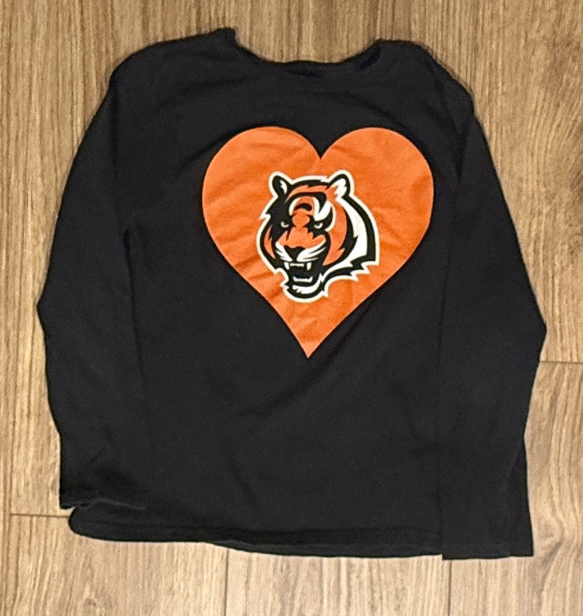 Seller #100 Girls Size L/7 Bengals Long Sleeve Shirt