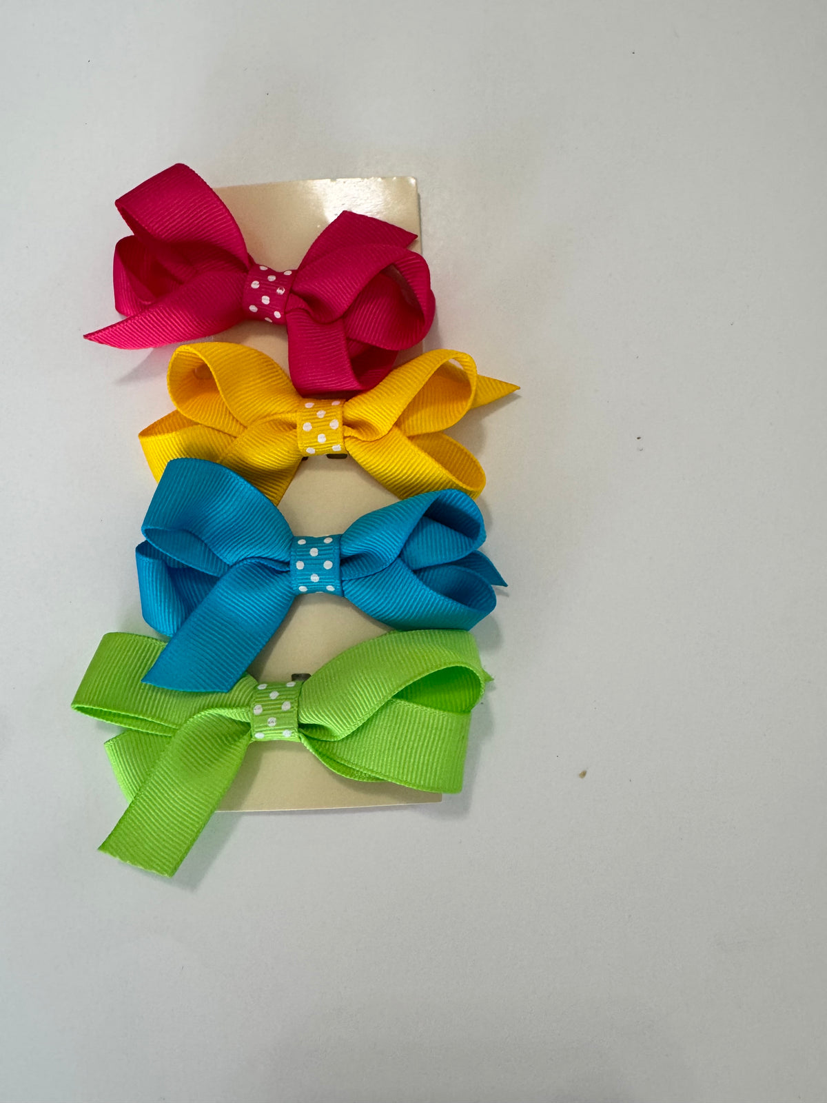 Seller #29 Girls Bows NWT