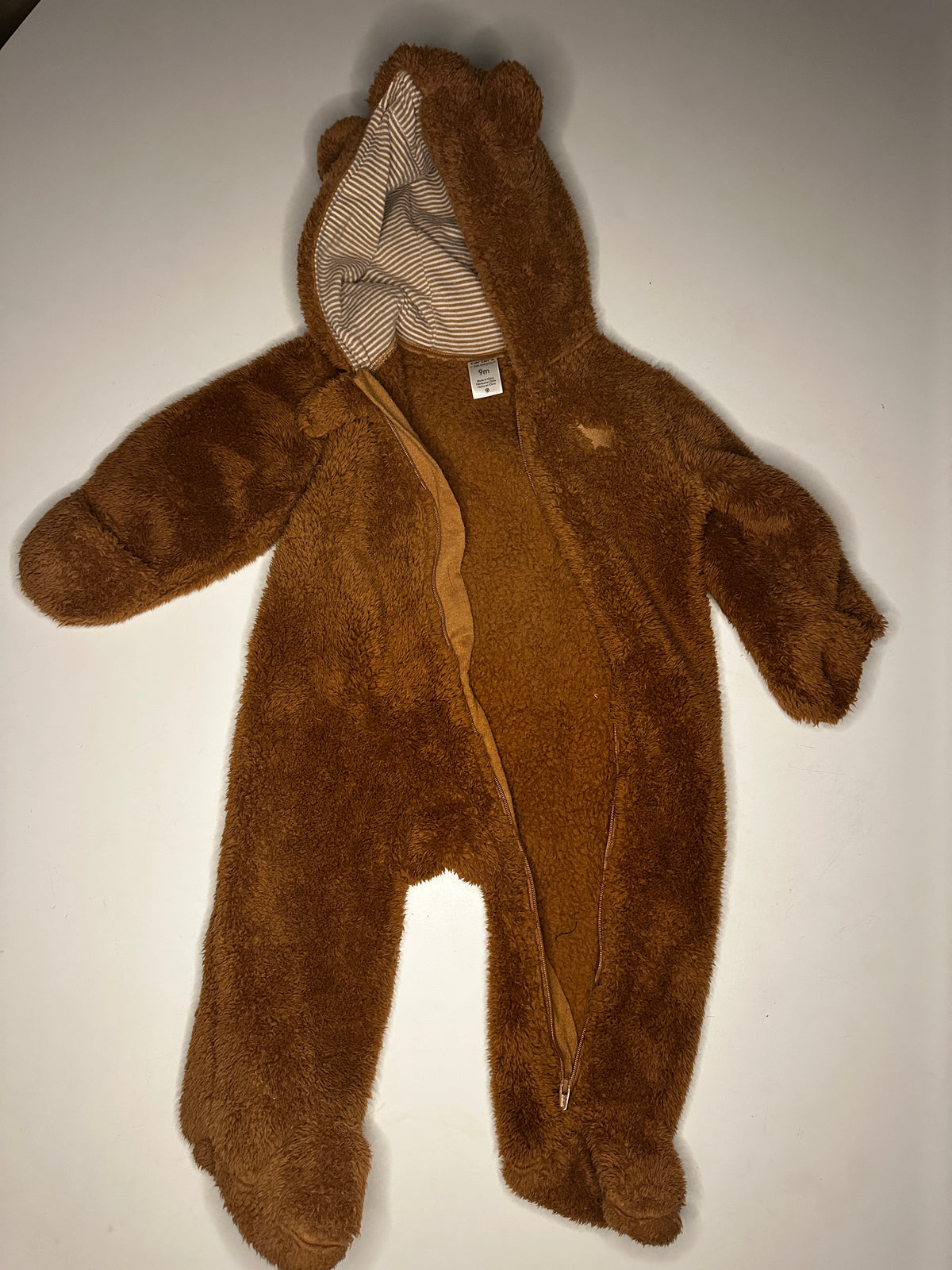 Seller #40 Carter's brown winter bunting bear suit size 9 month