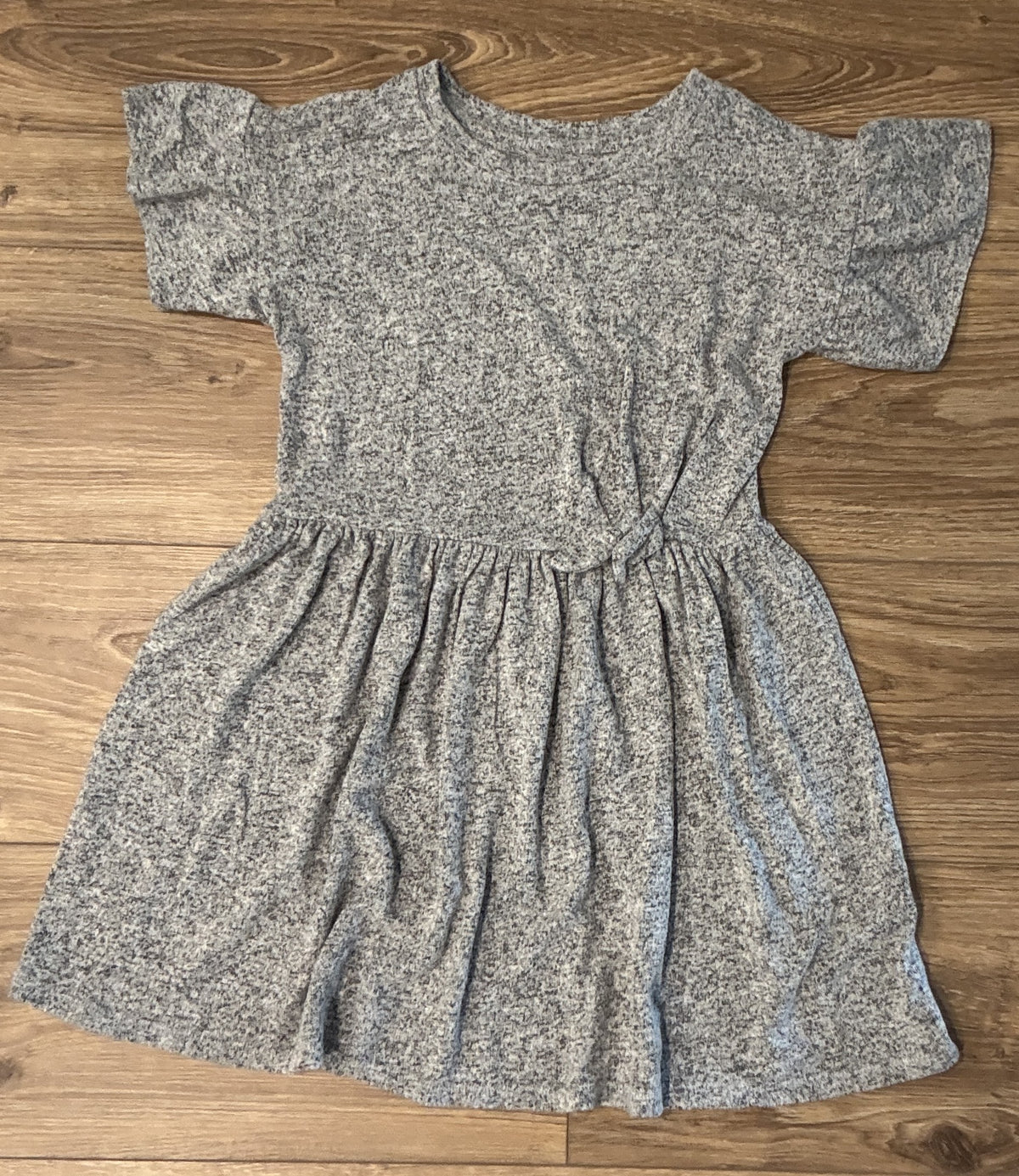 Seller #100 Girls Size Medium 7/8 Gray Ruffle Dress
