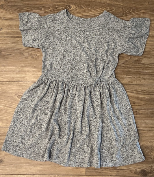 Seller #100 Girls Size Medium 7/8 Gray Ruffle Dress