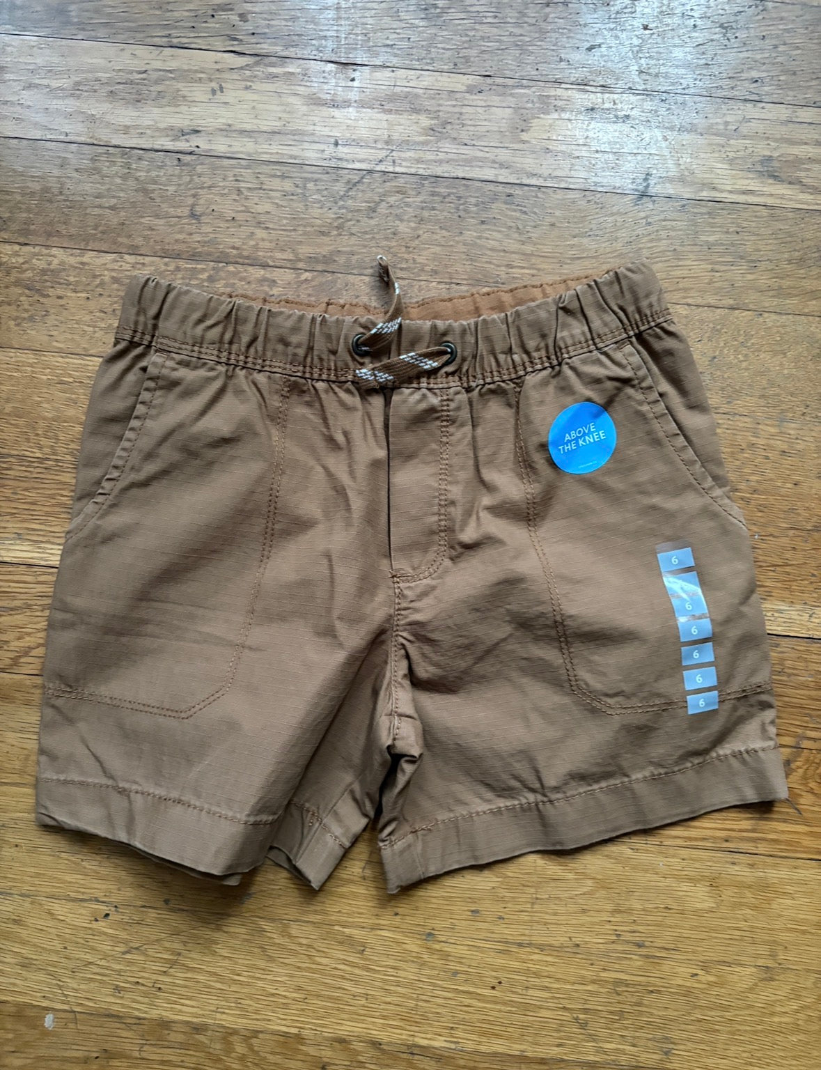 #116 New Carter’s boys 6 khaki shorts