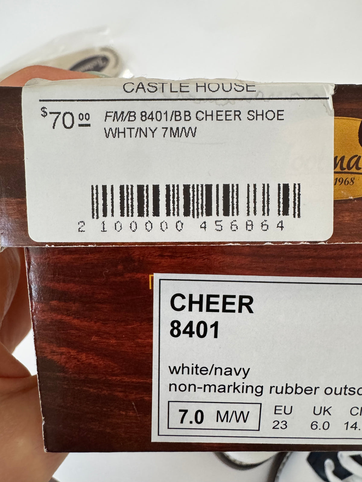 Seller #29 Footmates NWT 7 Dress Shoe
