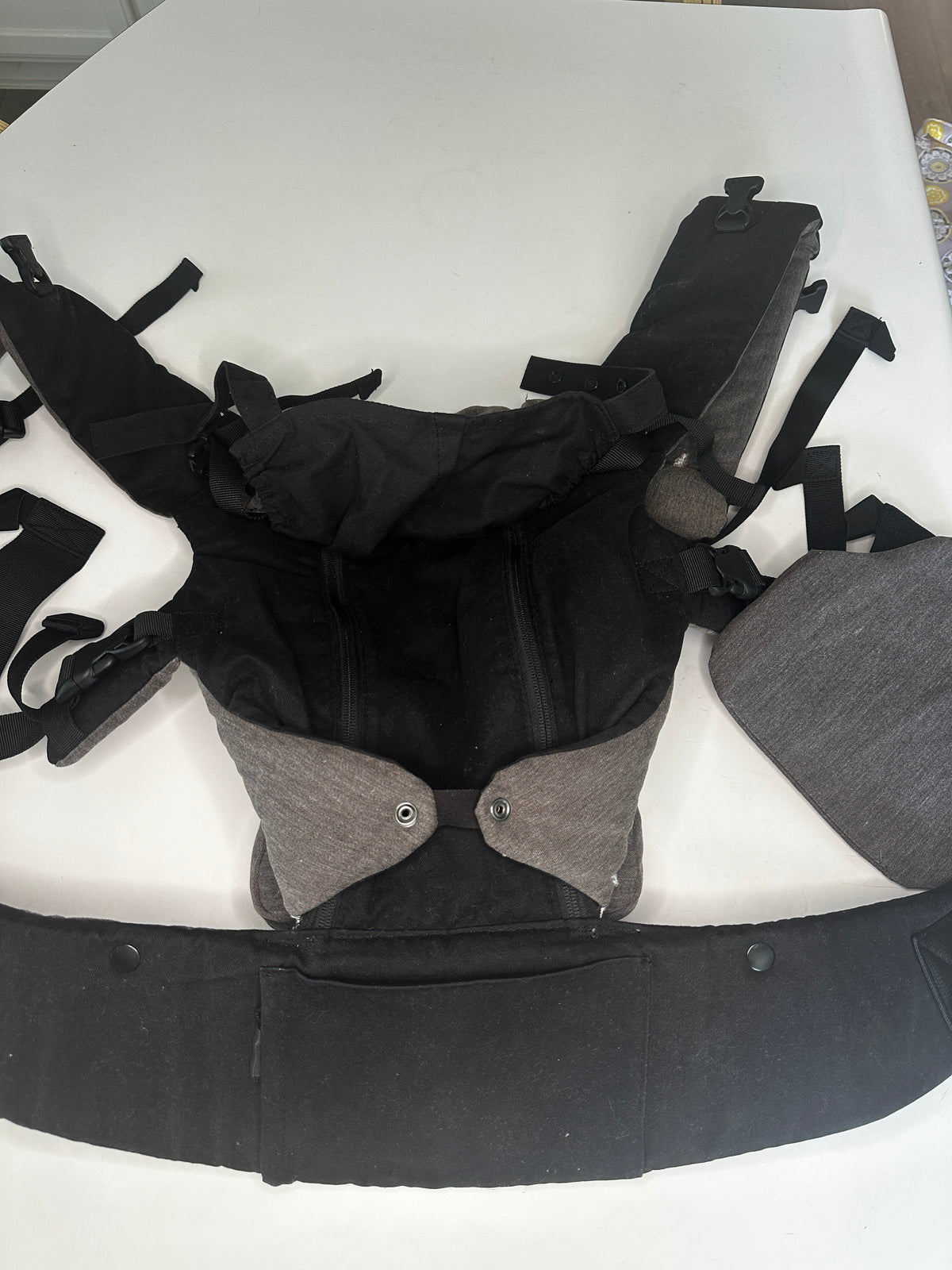 Seller #40 Beco 8 baby carrier black & grey