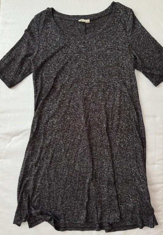 #70 Cupio dress size medium