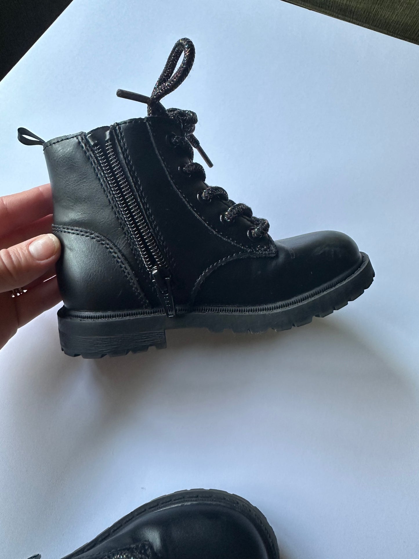 #146 Old Navy Black Leather Boots with Rainbow Laces Girls 8
