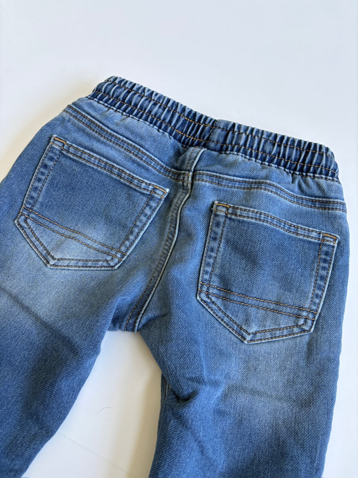 Seller #105 - 5T Girls Cat & Jack Skinny Jeans EUC