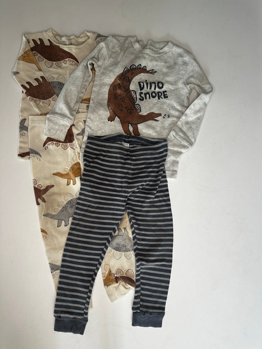 Seller #40 Carters 2T boys pajama bundle