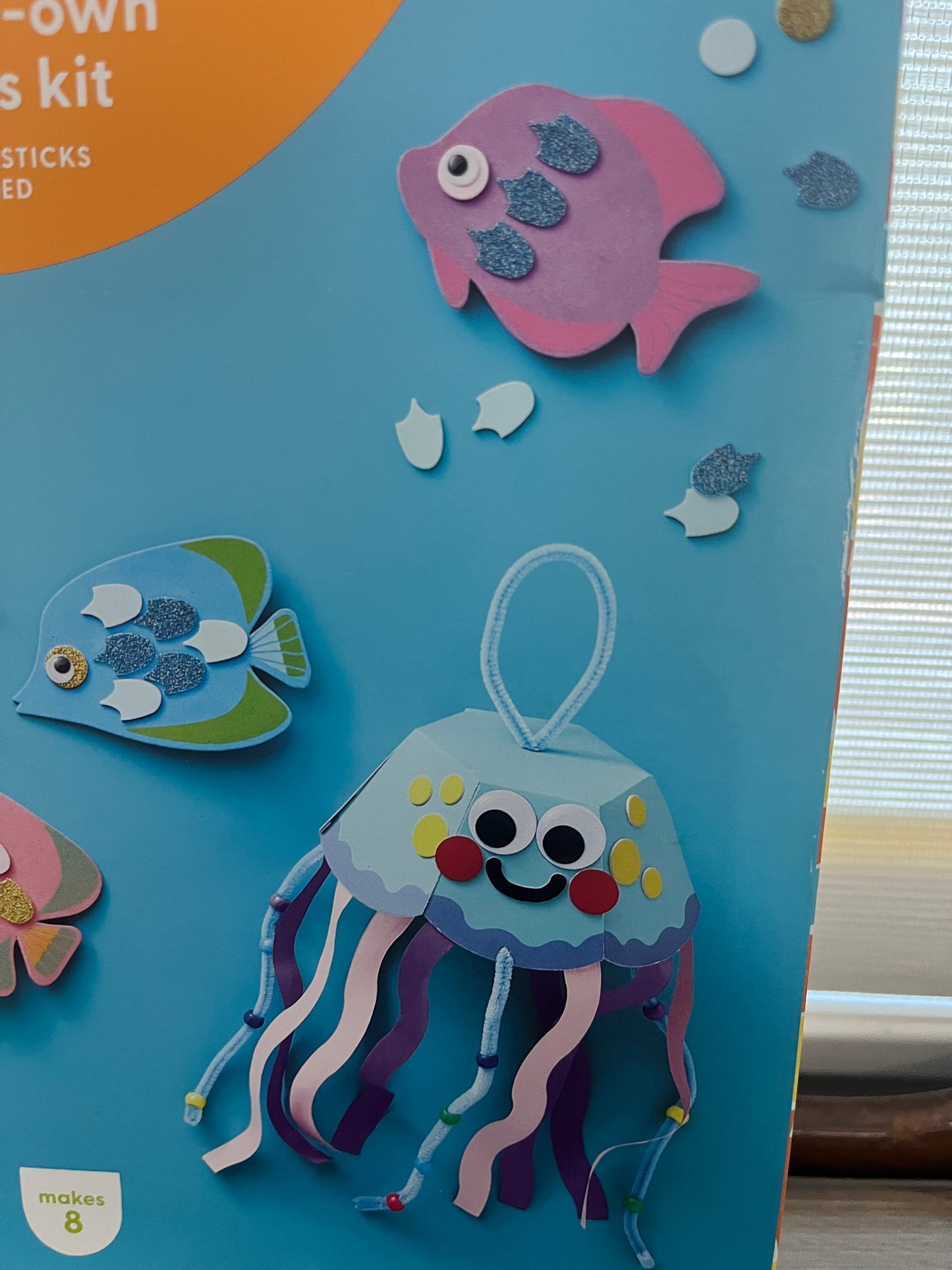 BN  jelly fish and fish craft