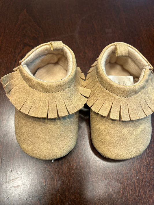 Seller #18 Reduced! Carters Mocassins baby size 0-3m