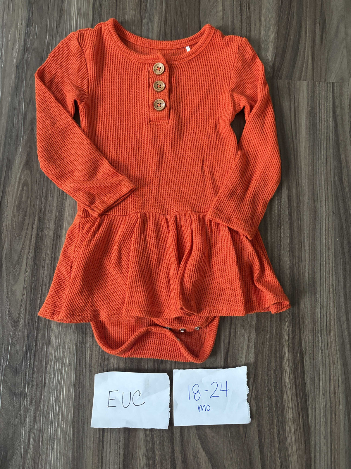 #138 - 18-24 Mo EUC Bamboo (Posh Peanut) Persimmon Waffle LS Twirl