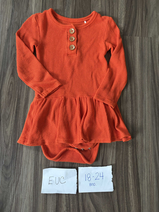 #138 - 18-24 Mo EUC Bamboo (Posh Peanut) Persimmon Waffle LS Twirl