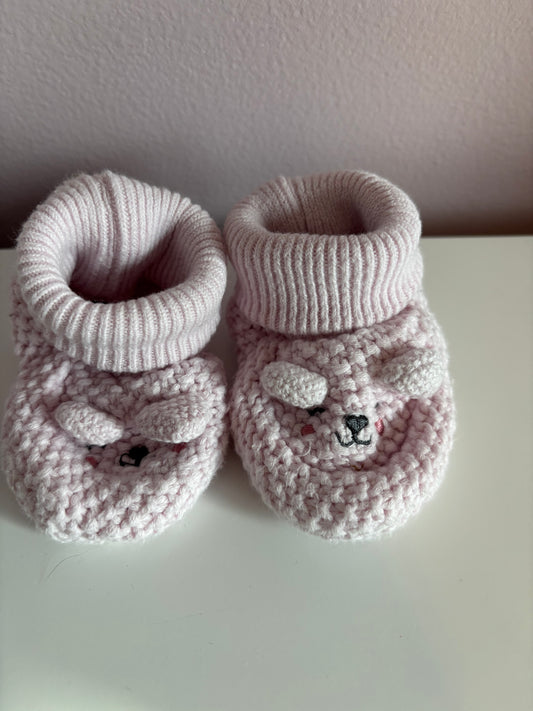 #70 knit infant booties size 1