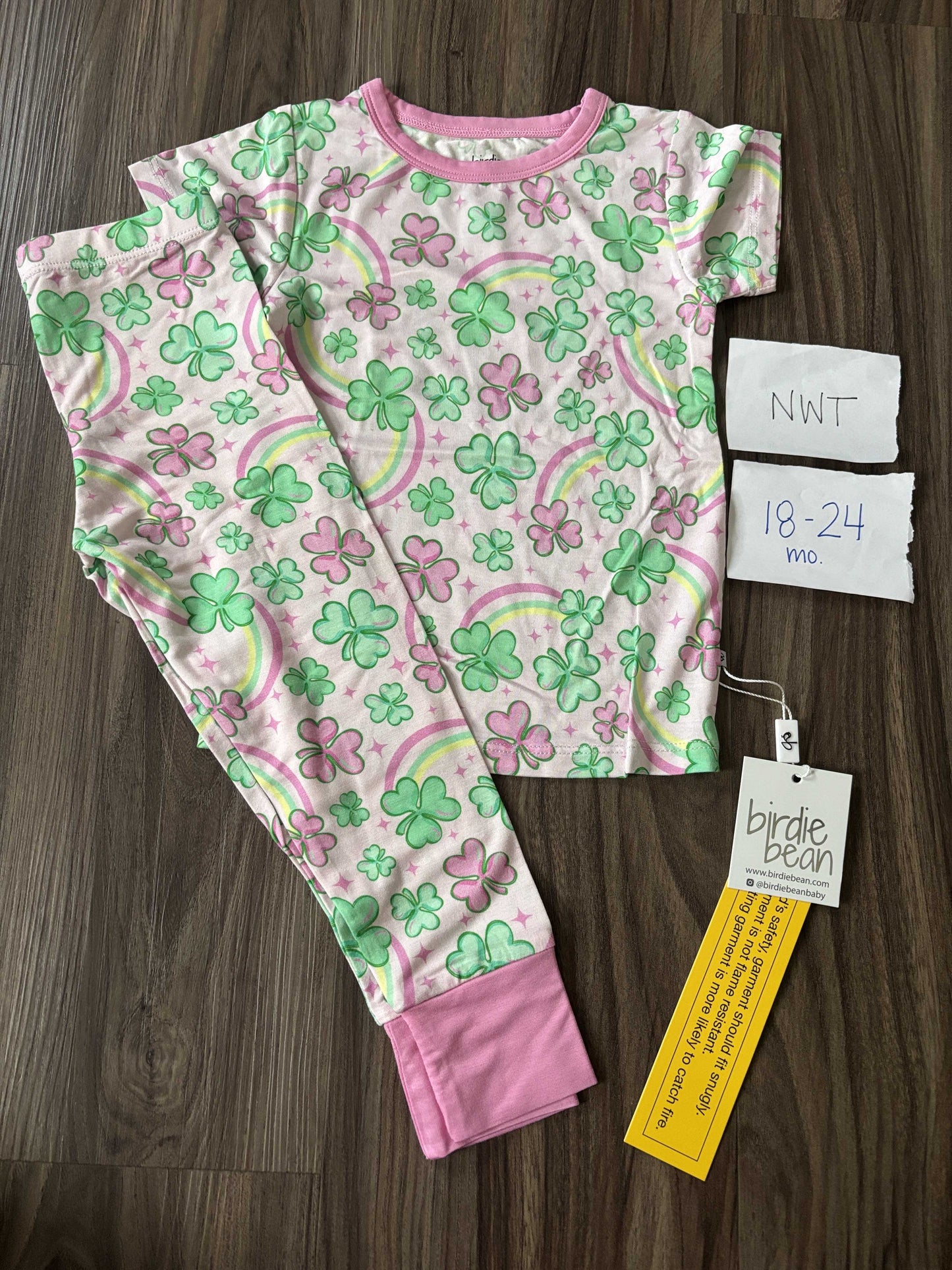 #138 - 18-24 Mo - Birdie Bean (Bamboo) NWT 4 leaf Clover PJs