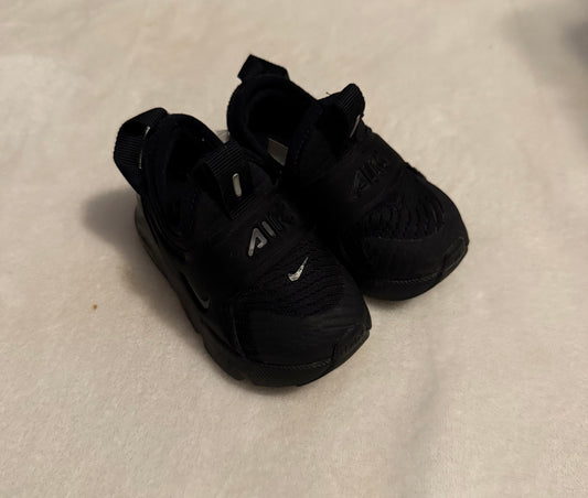Seller #66 Boys Nike 4C Shoes