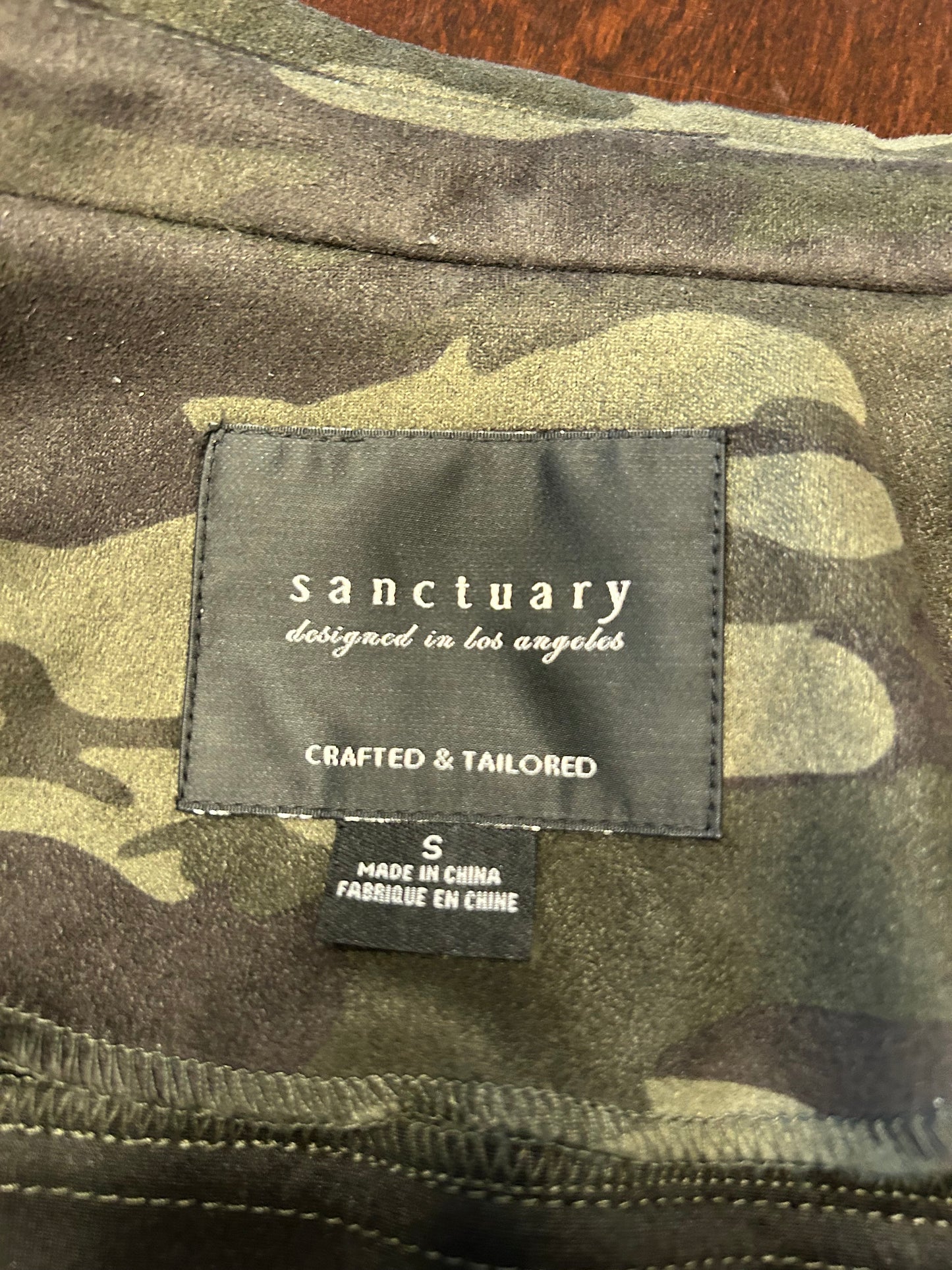 #18 Sanctuary camo jacket women’s S
