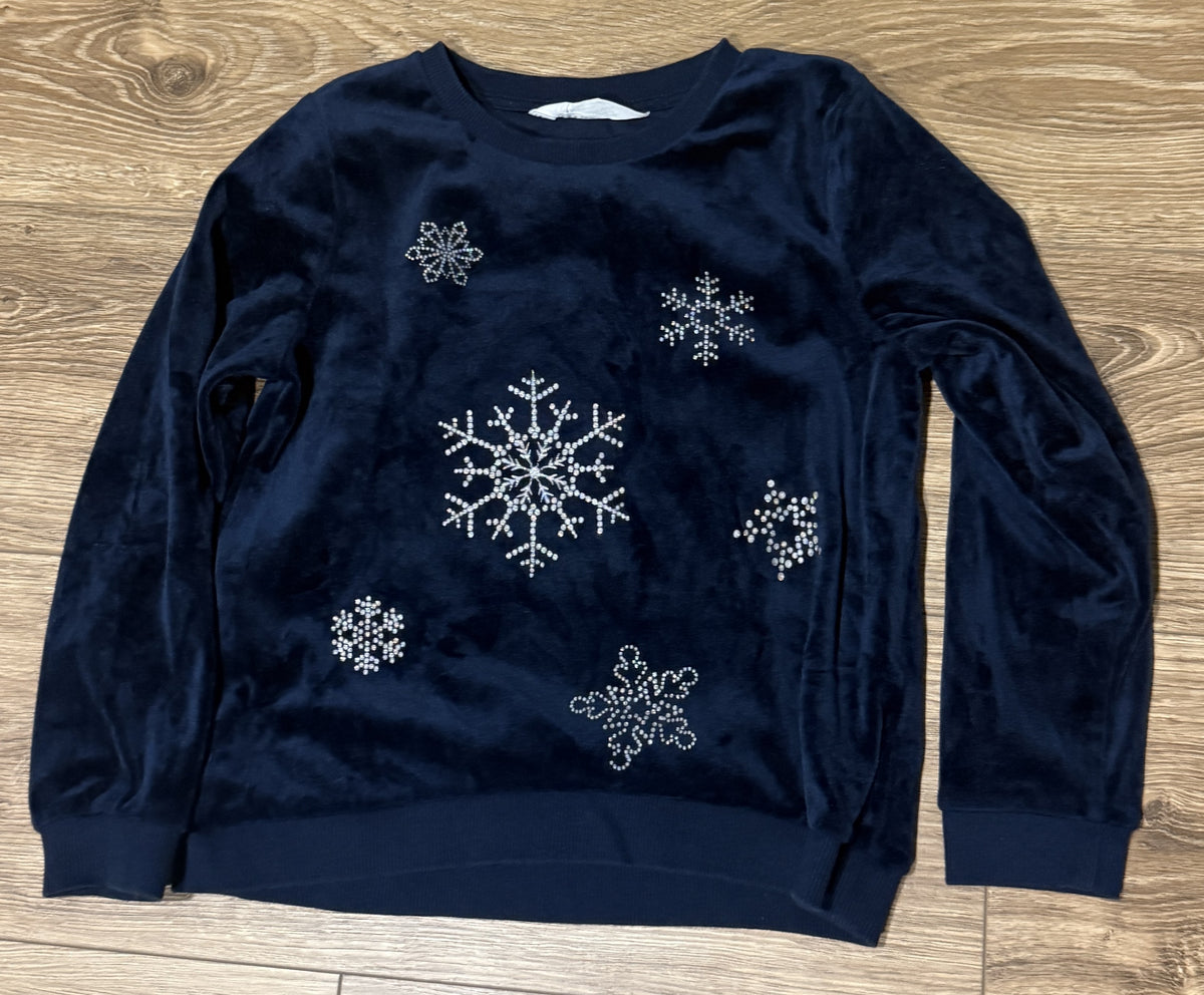 Seller #100 Girls Size 6-8Y H&M Plush Snowflake Crewneck Pullover