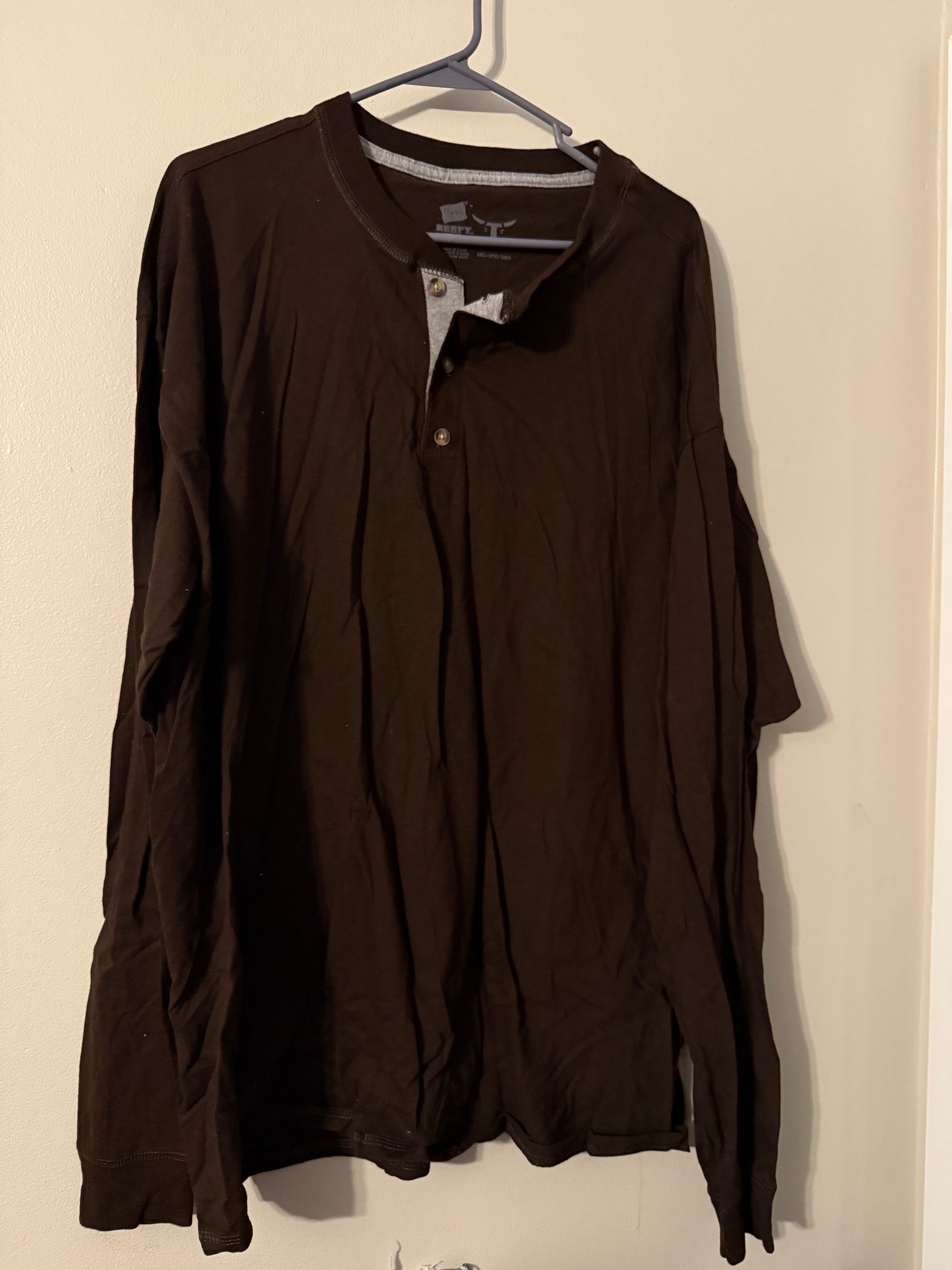 Seller #66 Men’s Hanes 2XL Brown Henley