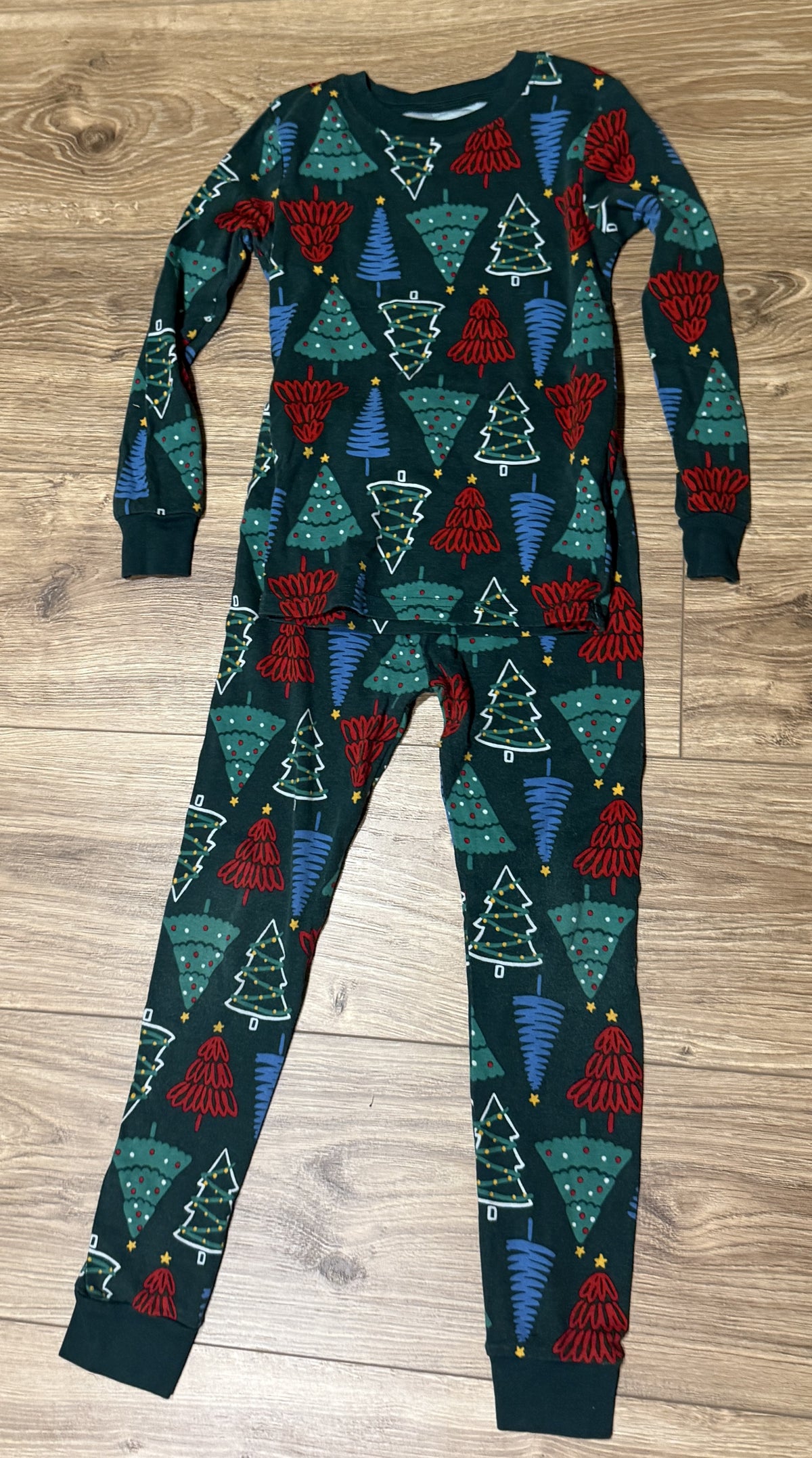 Seller #100 Boys Size 7 Carter's Tree Christmas Pajamas