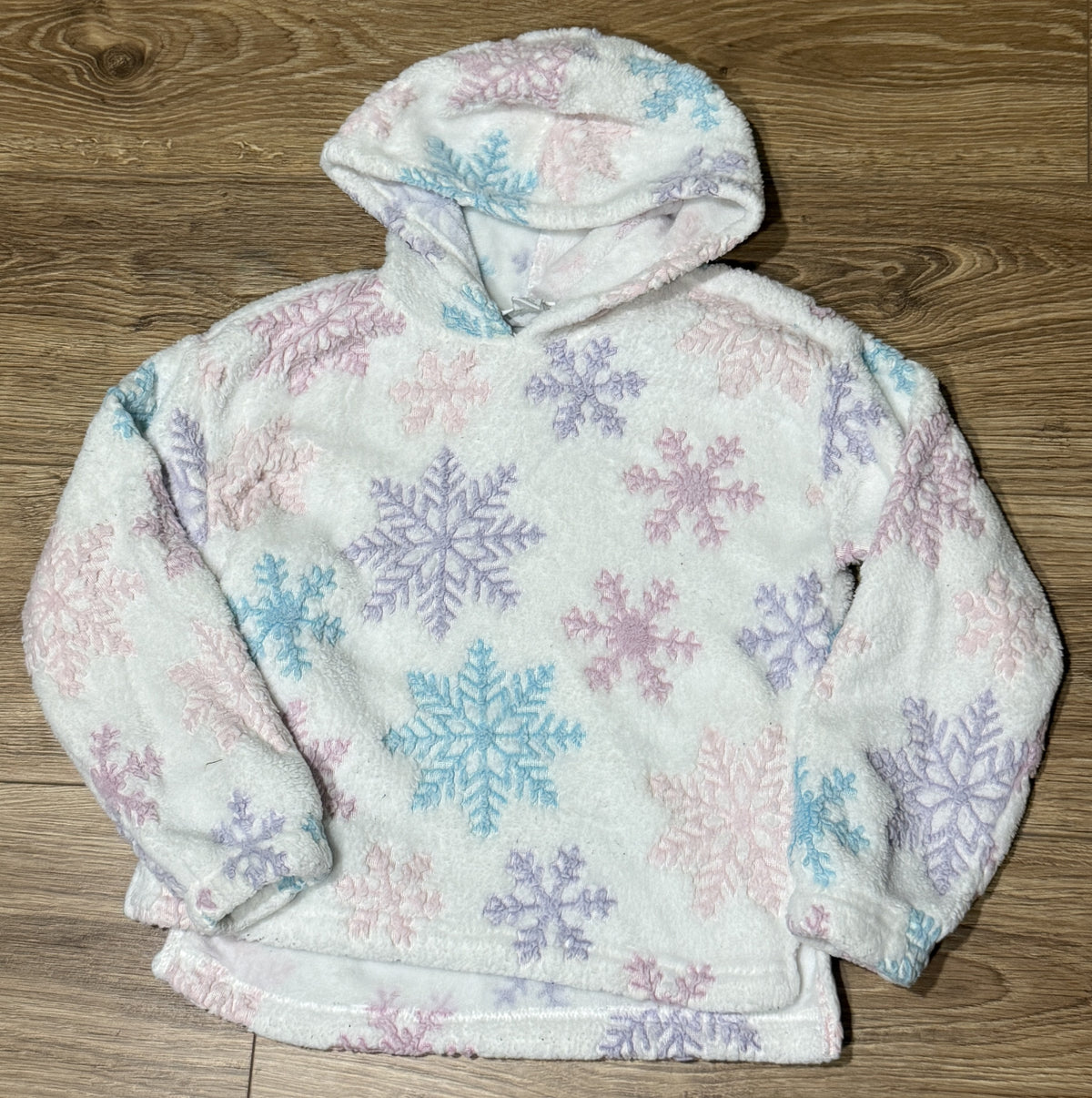 Seller #100 Girls Size 7/6 M Falls Creek White Fleece Snowflake Hooded Pullover