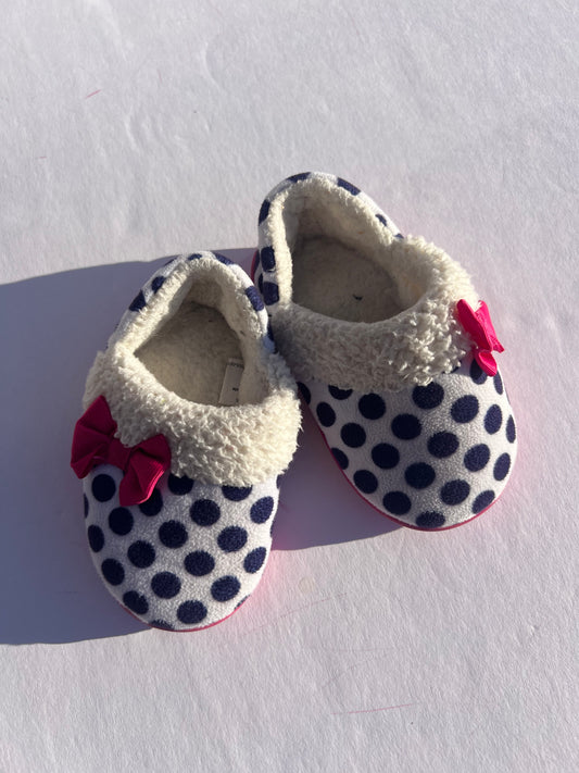 #78 girls 5-6 wonder nation slippers