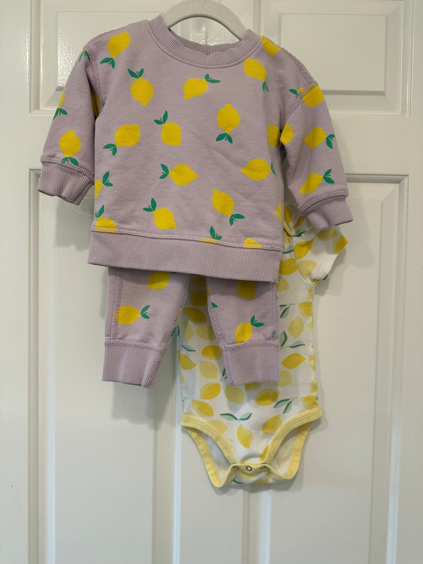 #85 REDUCED Hanna Andersson Lemon Sweatsuit set, Infant girls 6-12m