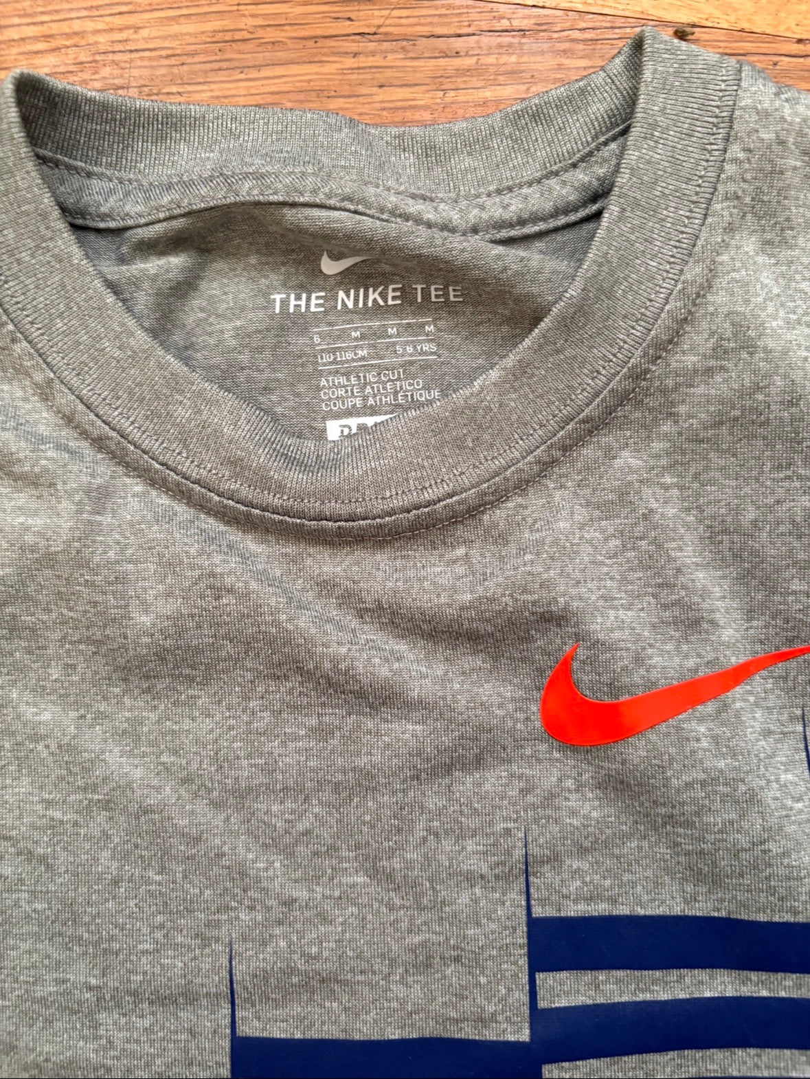 #116 Boys Nike dri-fit tops and bottoms size 5-6 bundle