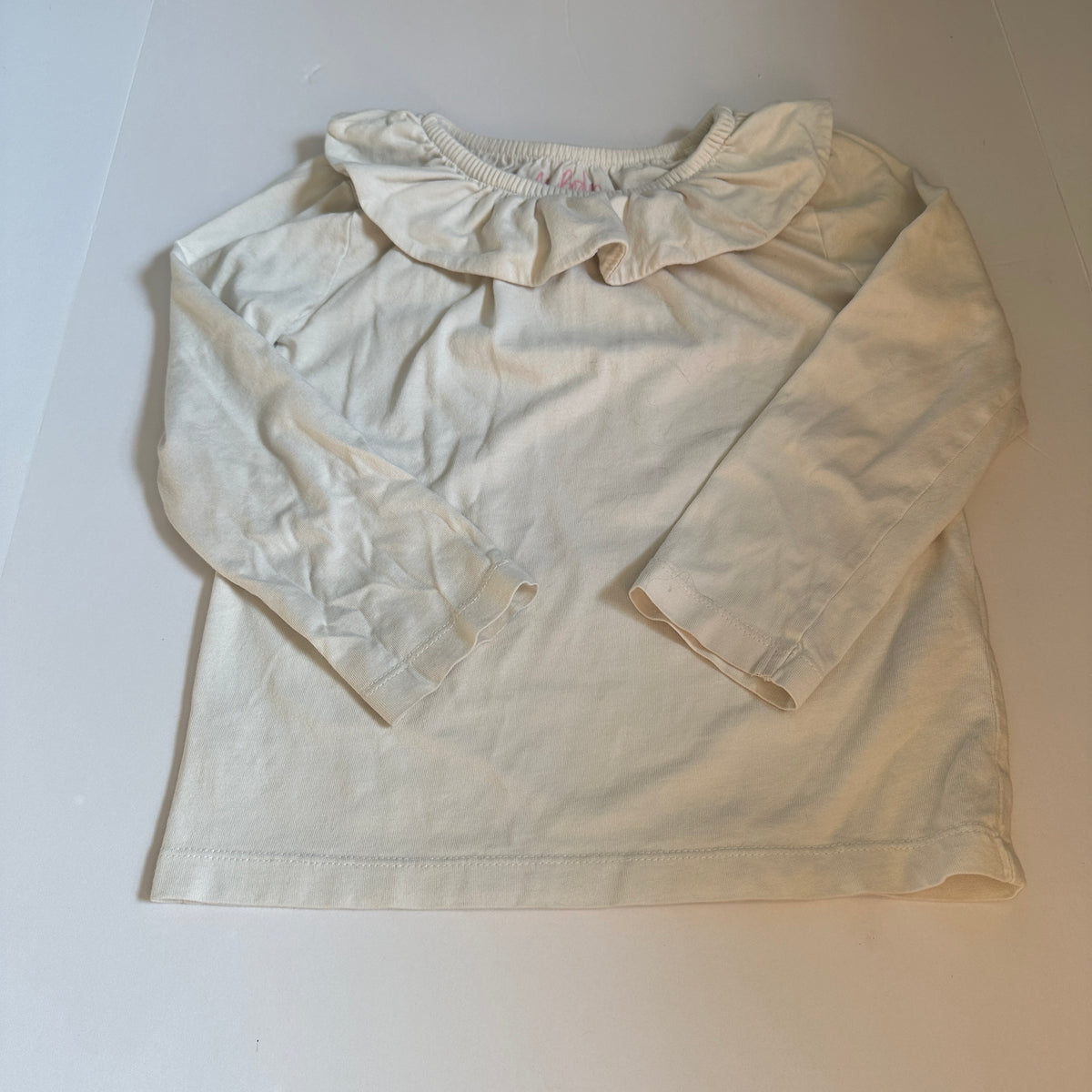 #48 Mini Boden off white Ruffled collar shirt 5/6