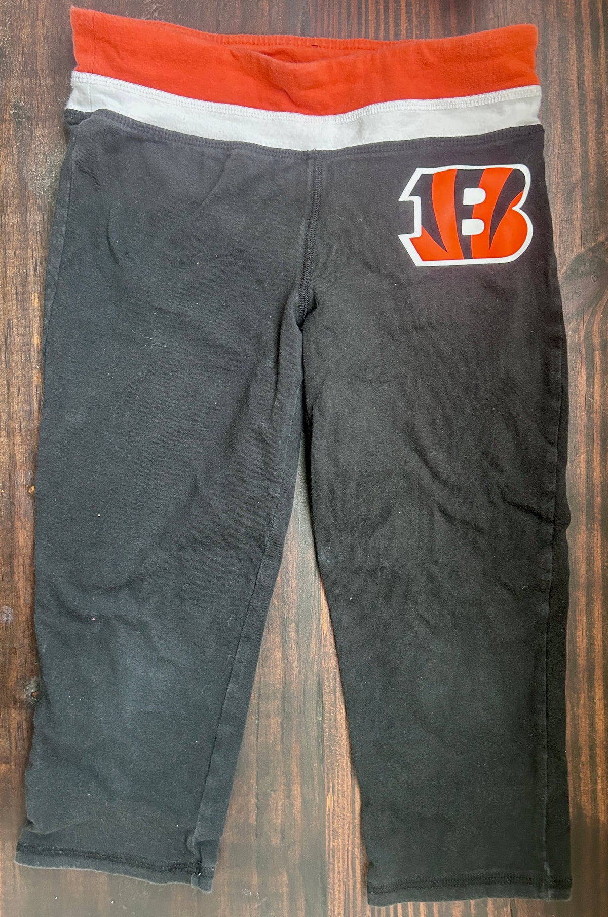 #15 Bengals 8/10 Girls Capri Leggings