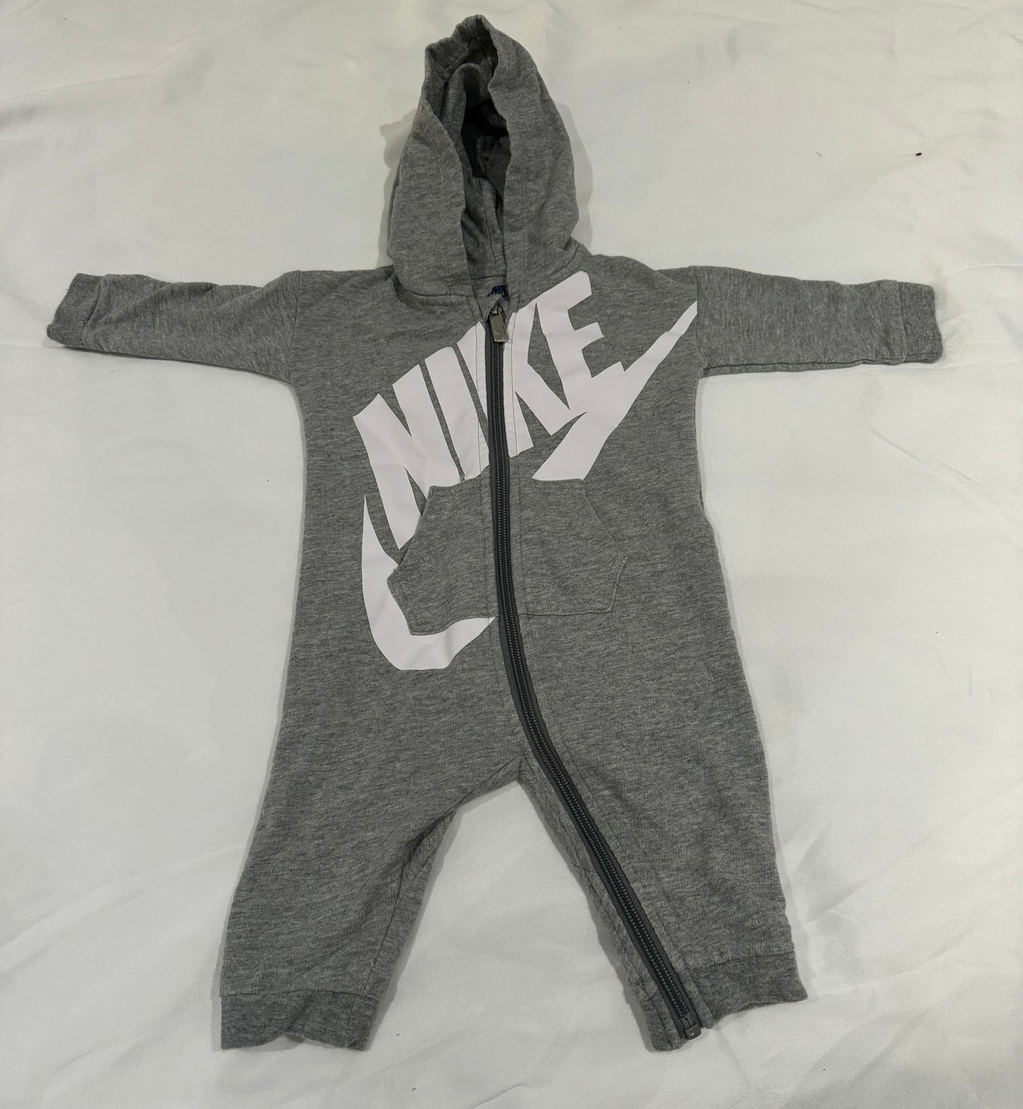 25 Nike Baby Hooded Coverall Gender Neutral Size 6/9M