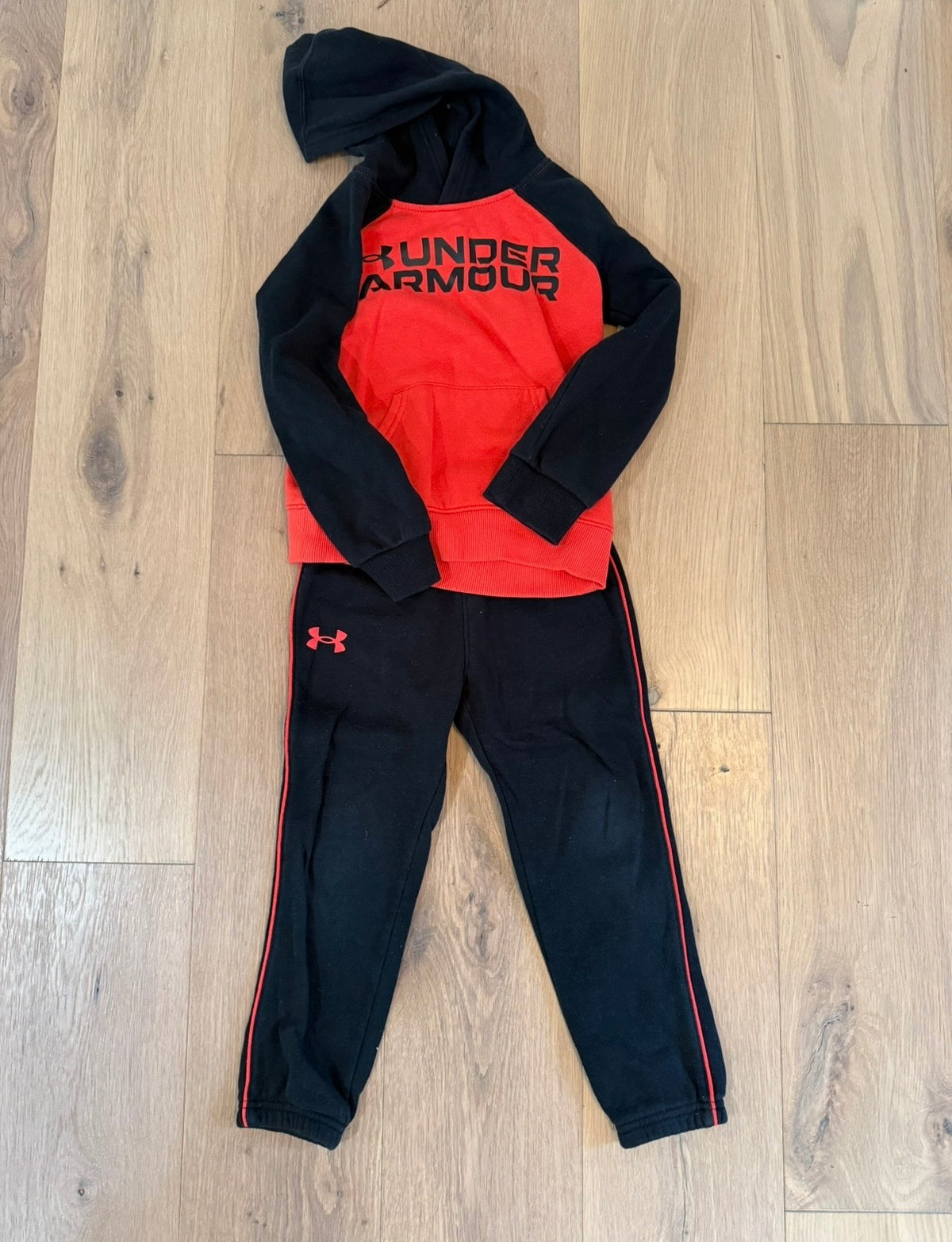 #21 • Boys • Under Armour • 5 • GUC