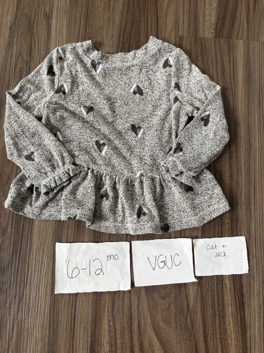 #138 - 6-12 Mo - VGUC Cat & Jack - Grey LS Shirt with Hearts (super soft) - PU 45236