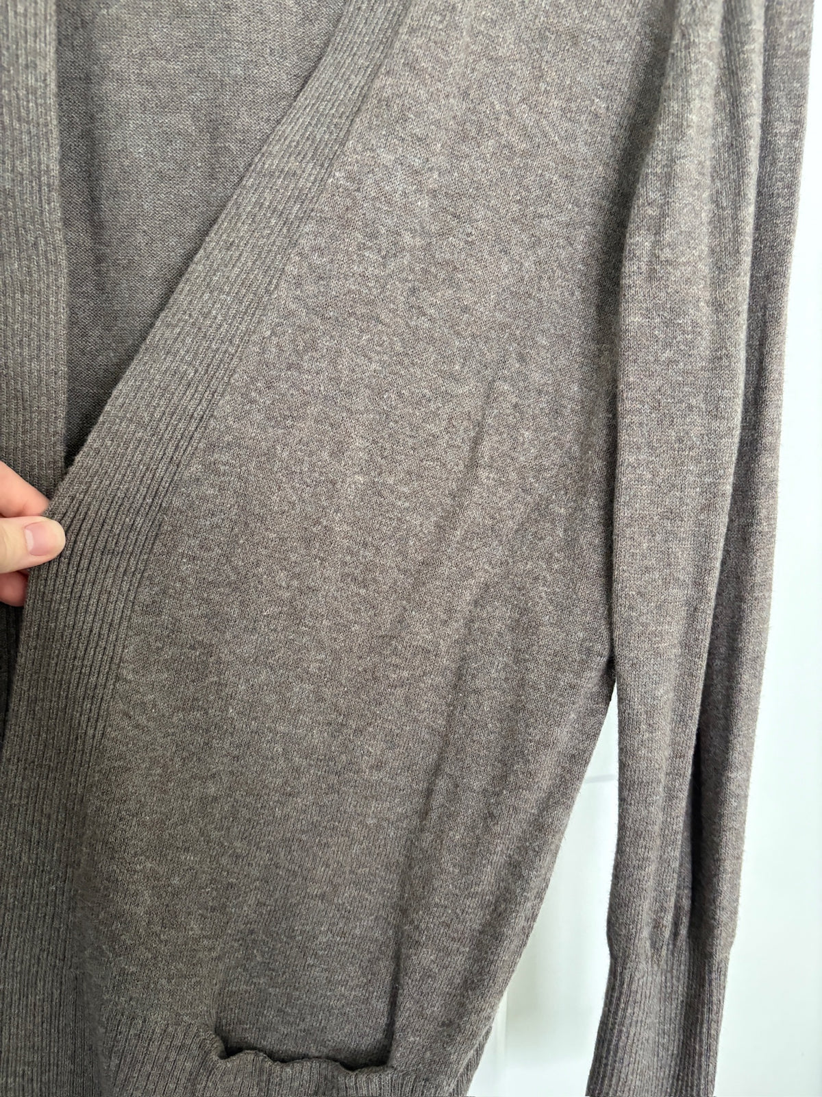 Seller #105 - Women's Medium Taupe Sonoma Open Cardigan VGUC