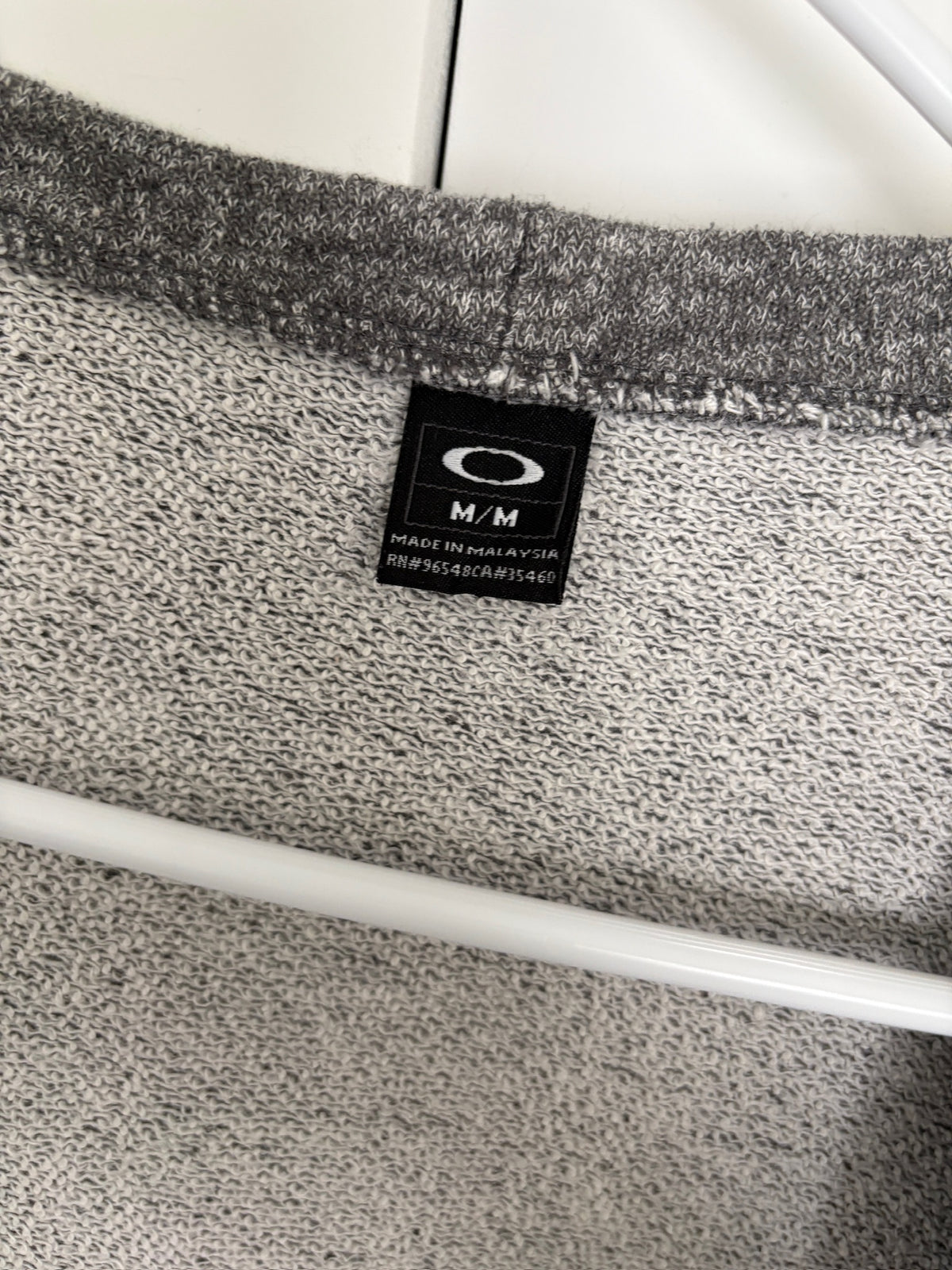 Seller #105 - Women's Medium Gray Oakley Cardigan GUC