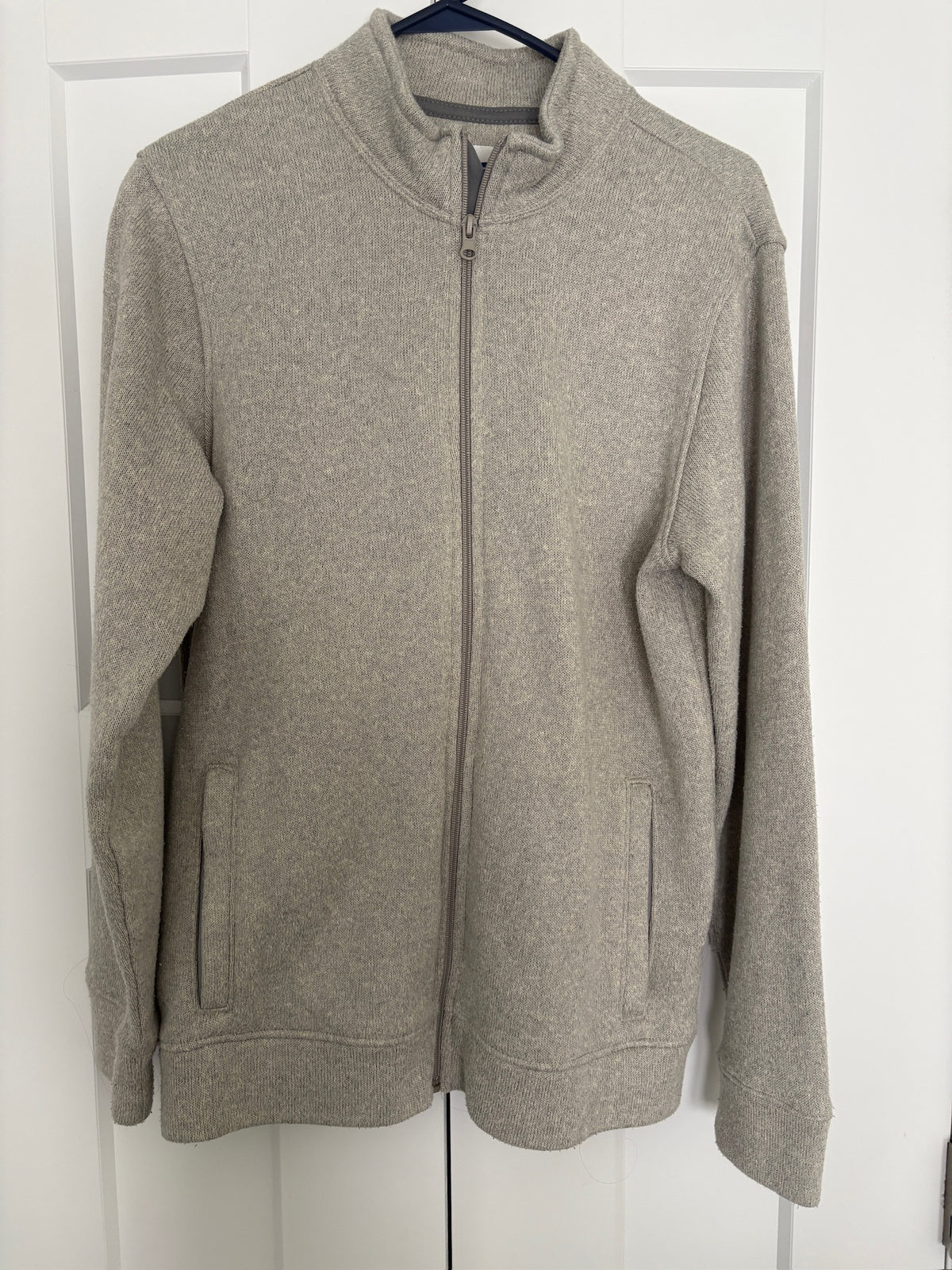 Seller #105 - Women's Medium Old Navy Beige Zip Up Jacket GUC