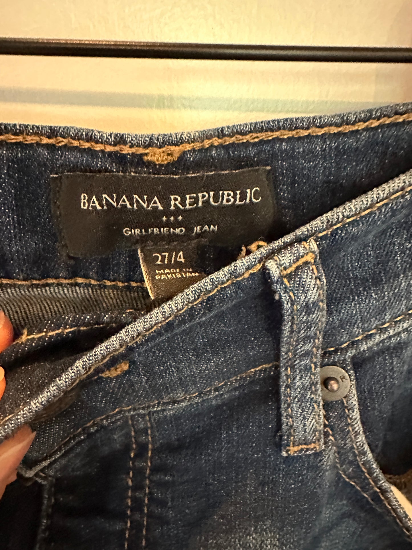 #43 Banana republic size 27 girlfriend jeans