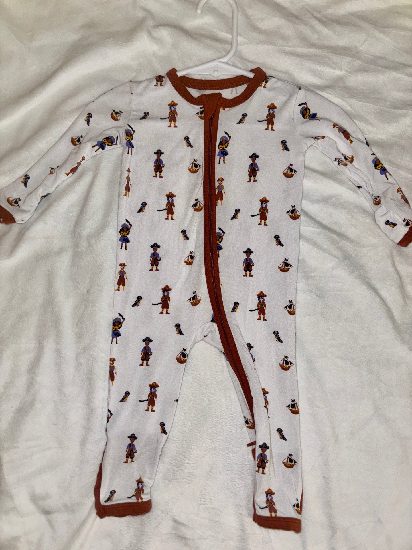 #84 *REDUCED* Bamboo Baby 3-6m Zippy- Pirates