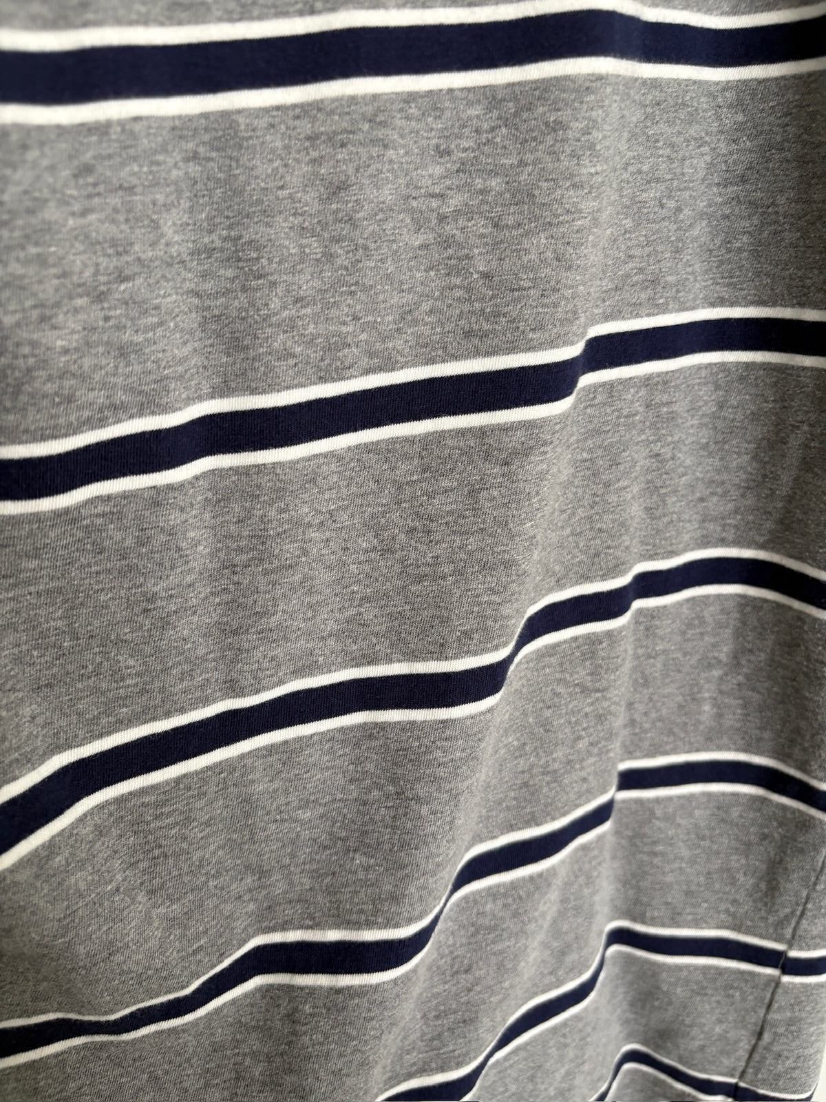 Seller #105 - Men's Large TALL Old Navy Gray and Navy Striped Hoodie GUC