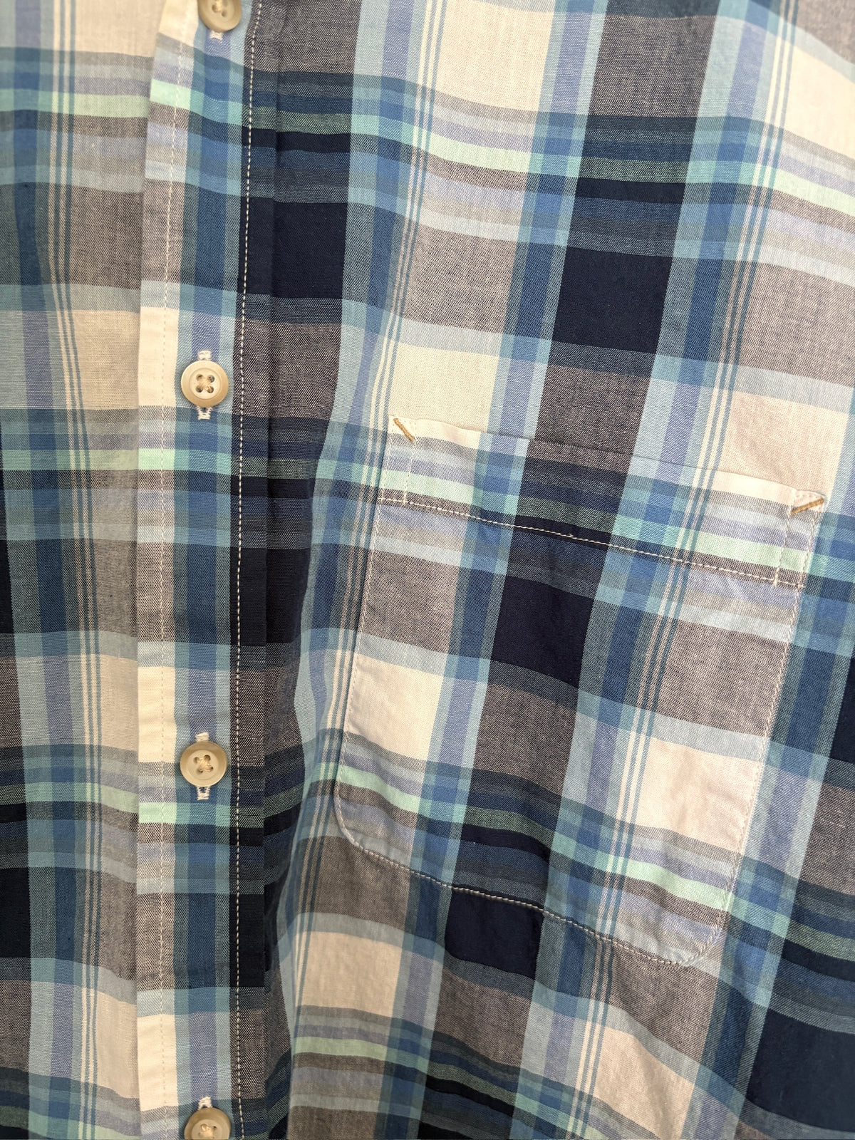 Seller #105 - Medium Men's Casuals by Roundtree and York Blue Plaid Shirt VGUC