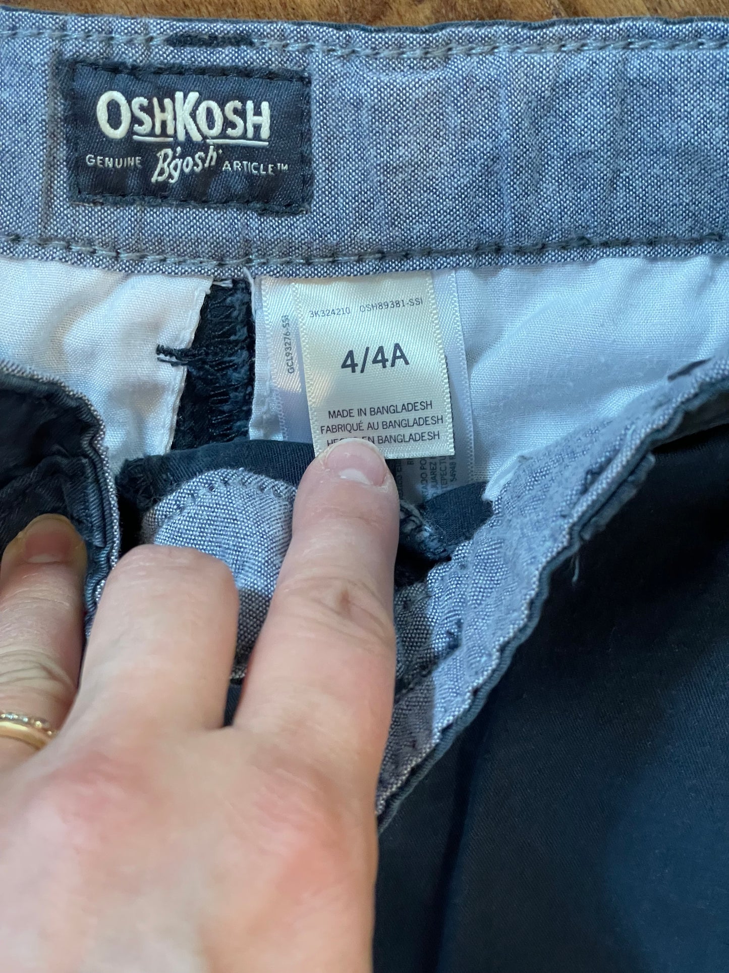 #199 Boys Osh Kosh Navy dress pants size 4 GUC