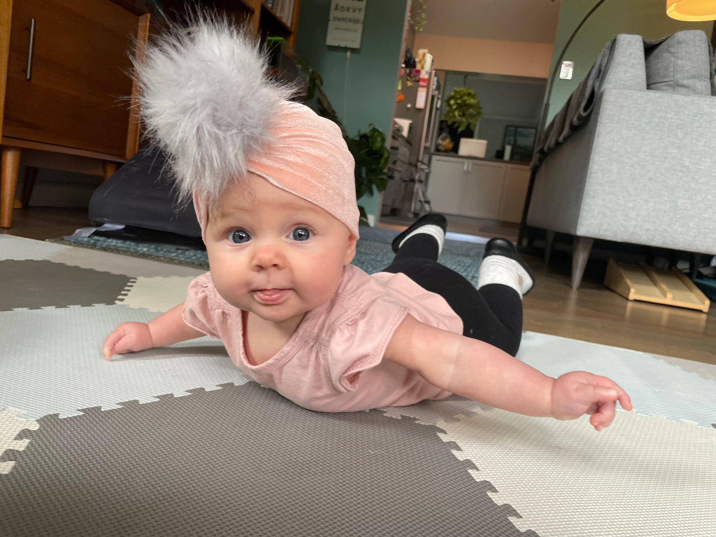 Pink velvet puff turban infant