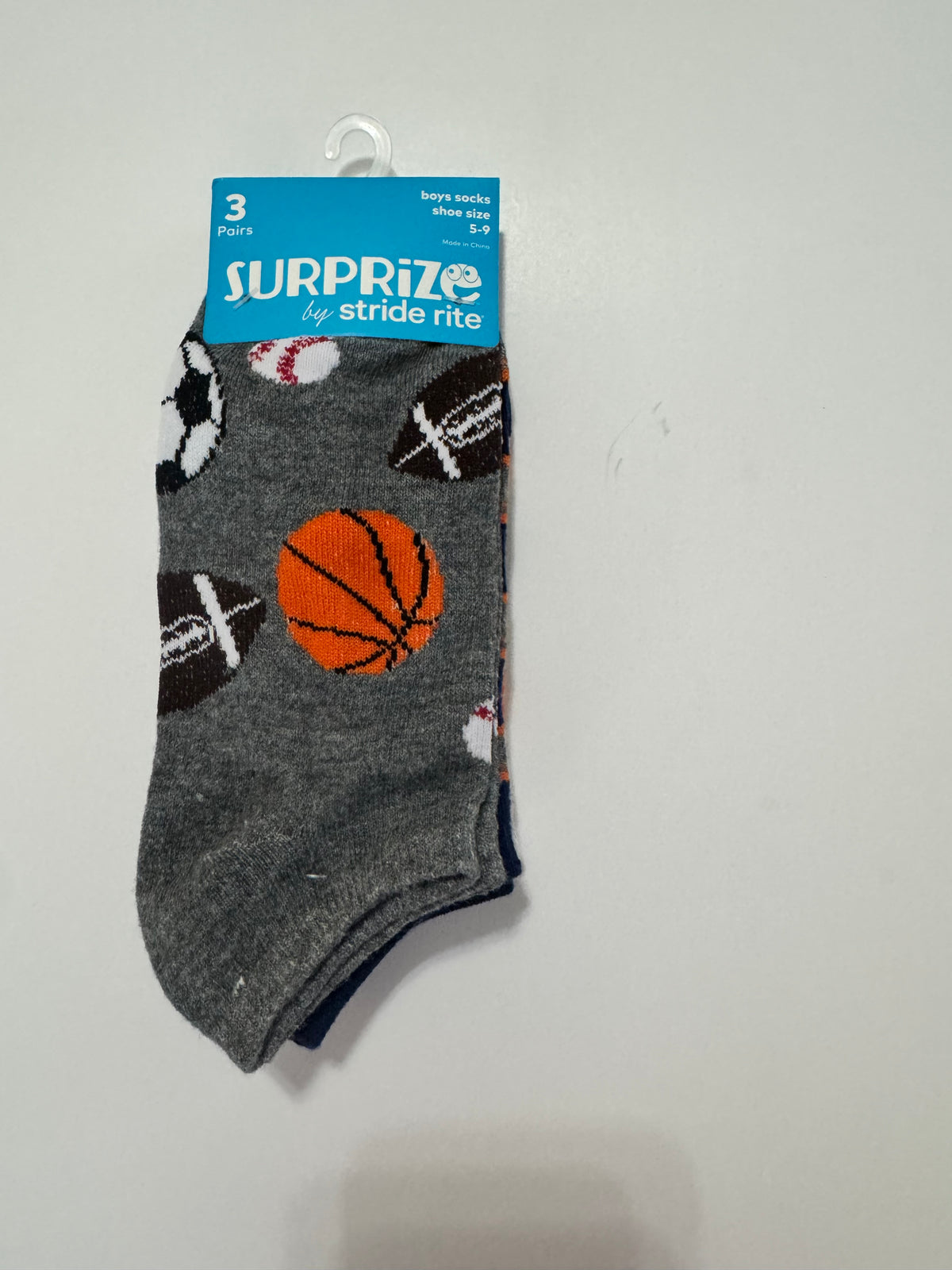 Seller #29 NWT Surprize Socks by Stride Rite Boys Size 5-9