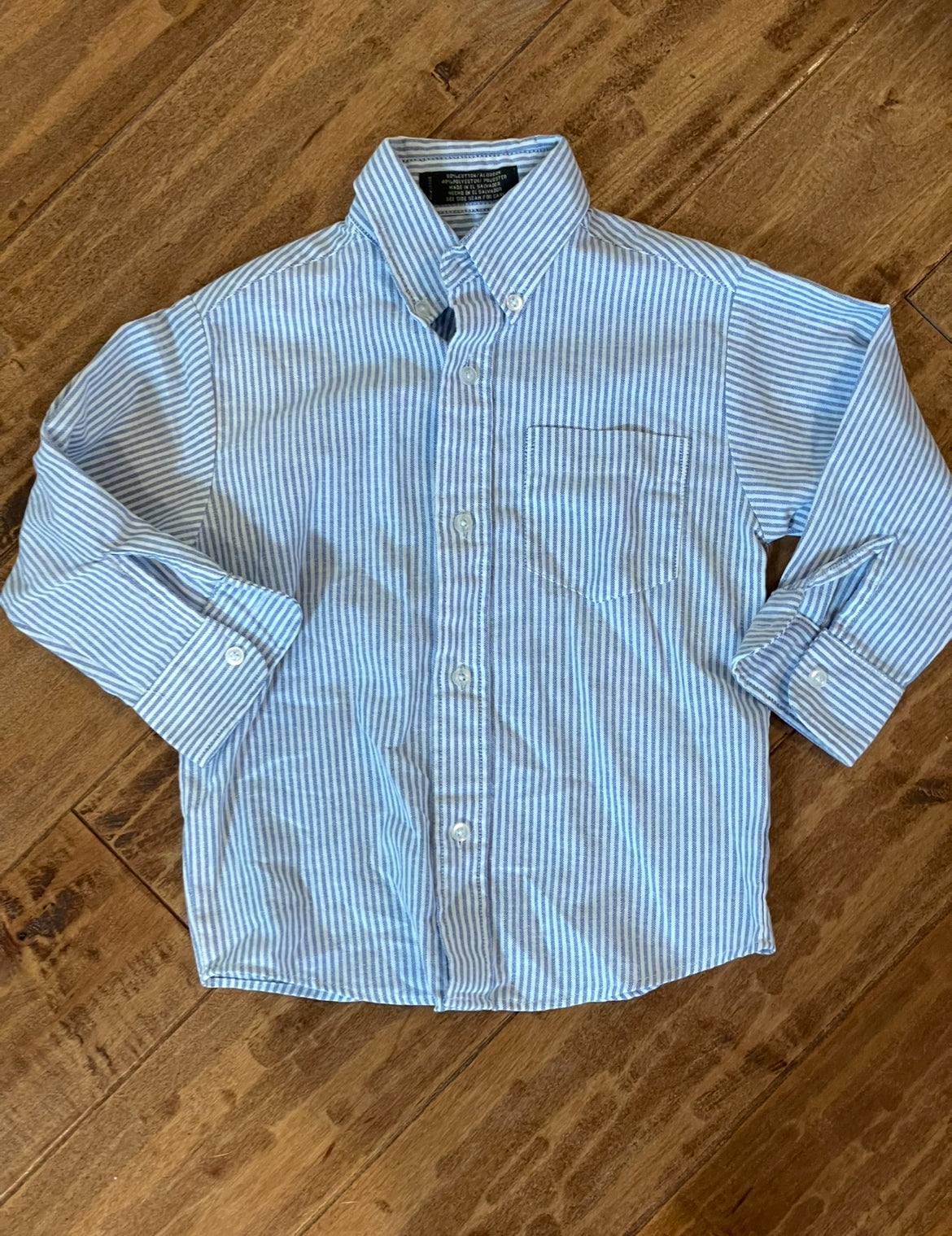 #199 Boys Arrow blue stripe dress shirt size 4 EUC