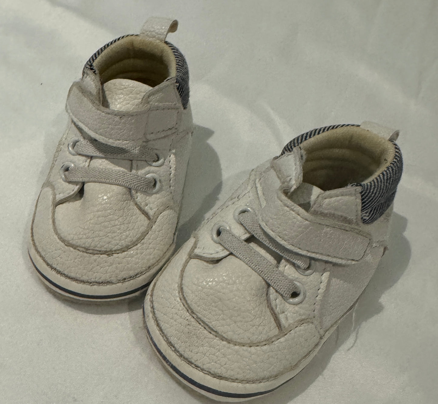 25 Baby Walking Shoes Boys Size 1