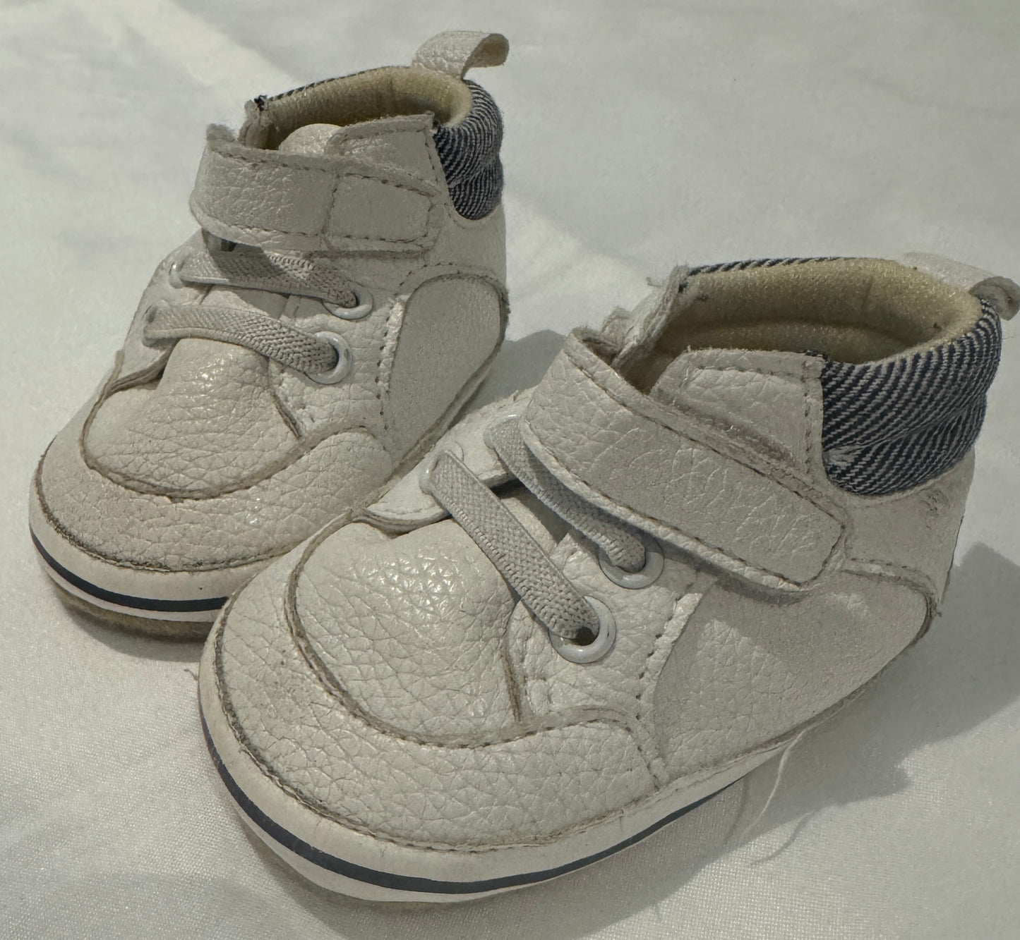 25 Baby Walking Shoes Boys Size 1