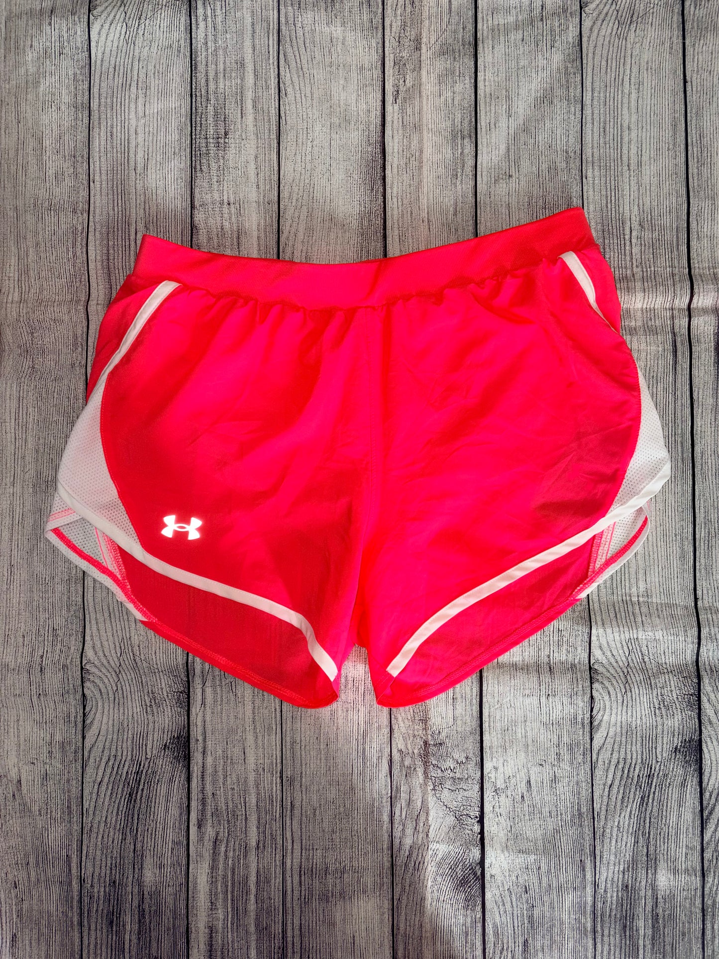 Seller 122 New Under Armour Women’s Medium Shorts